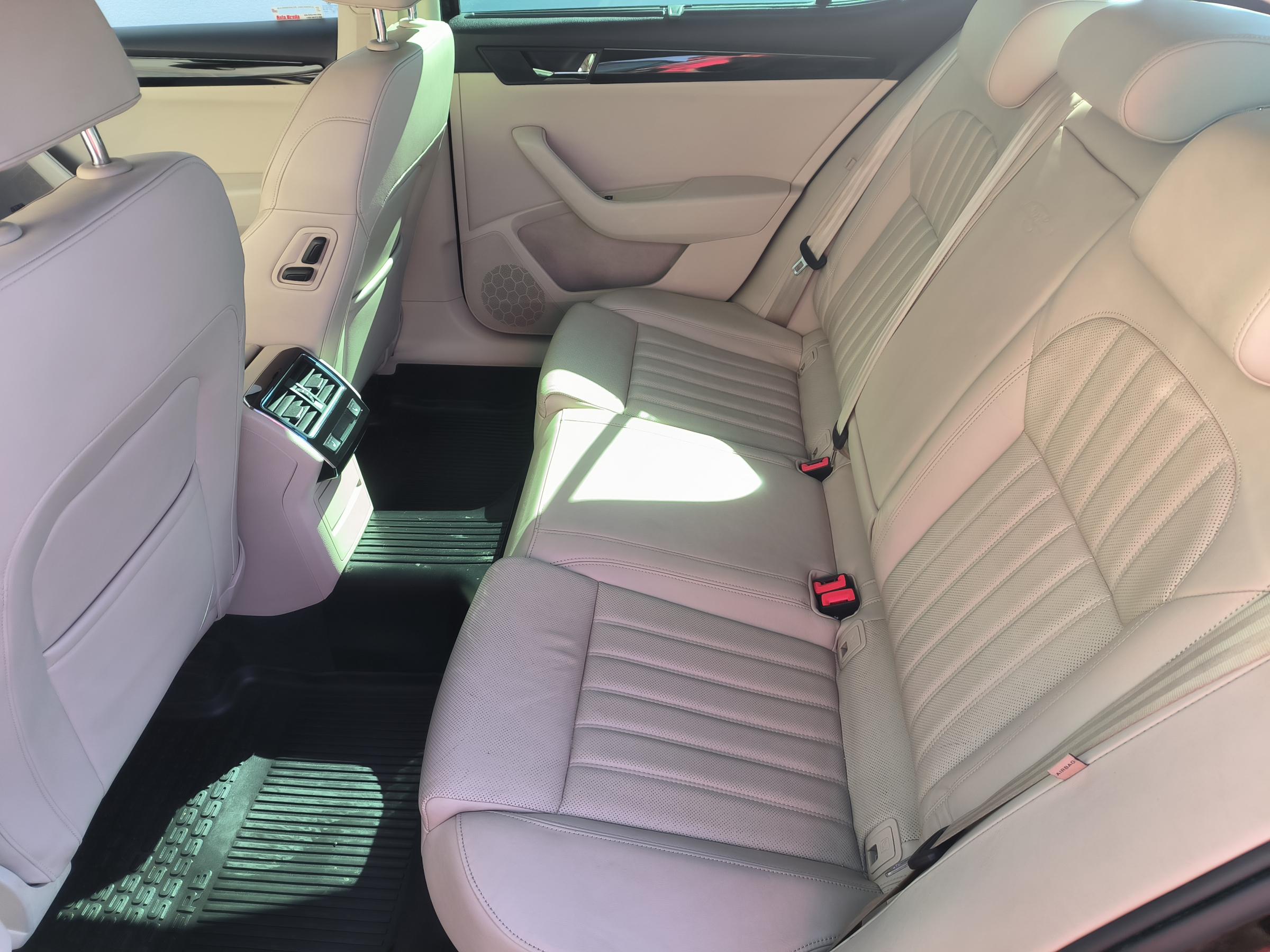 Škoda Superb III, 2015 - pohled č. 12