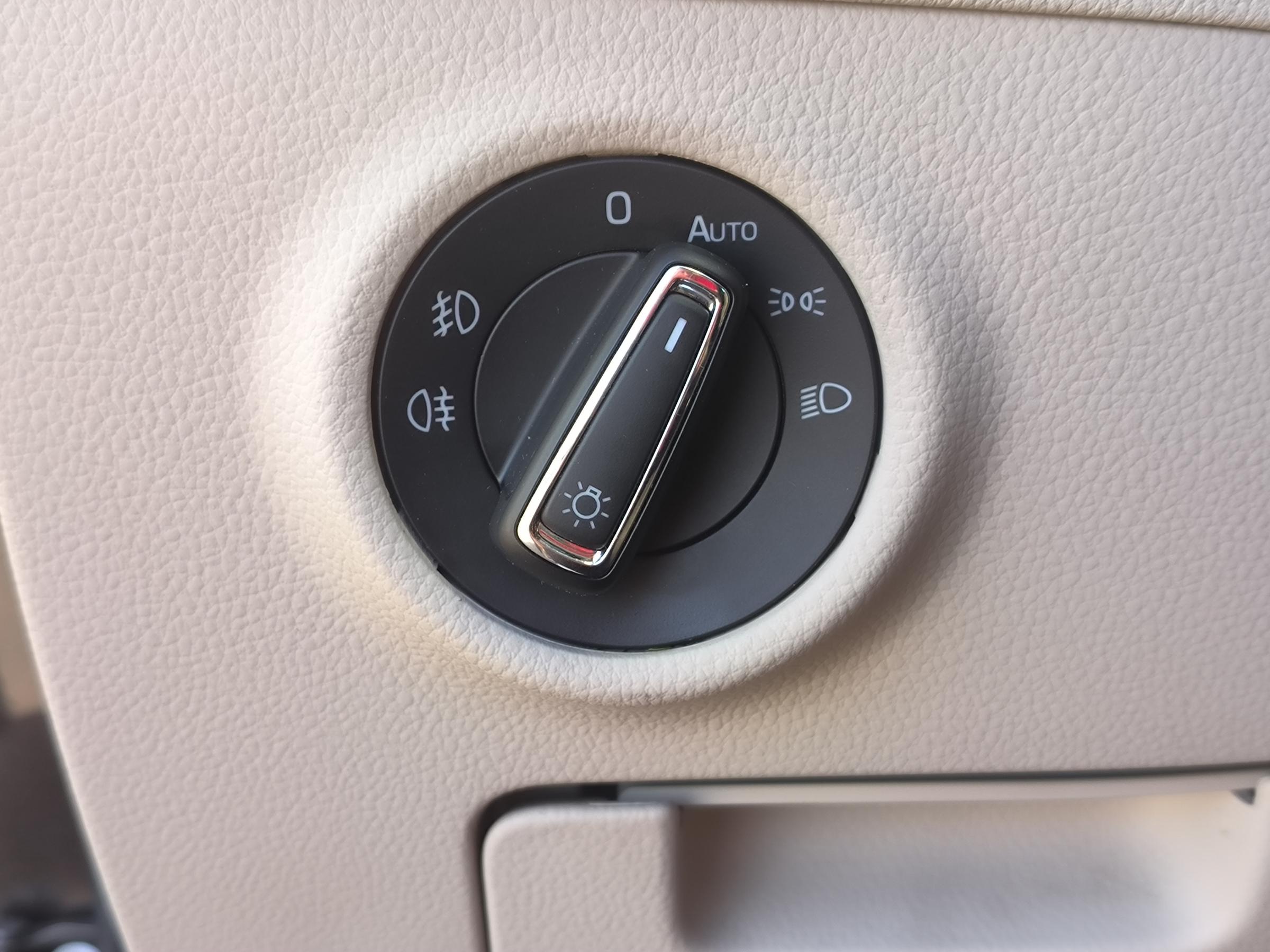 Škoda Superb III, 2015 - pohled č. 27