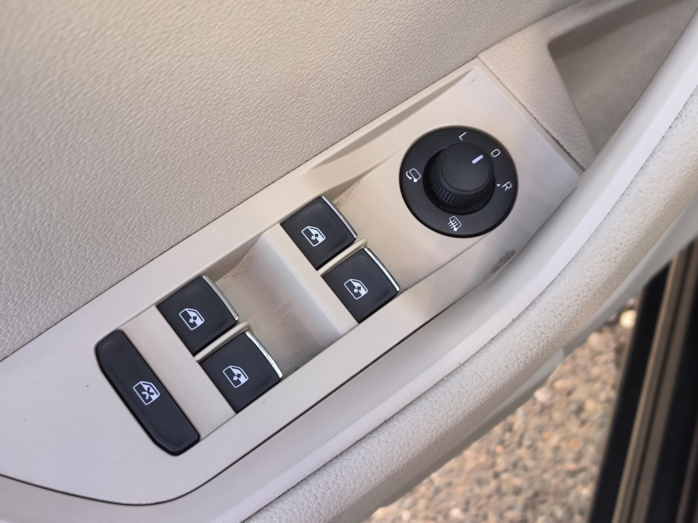 Škoda Superb III, 2015 - pohled č. 30