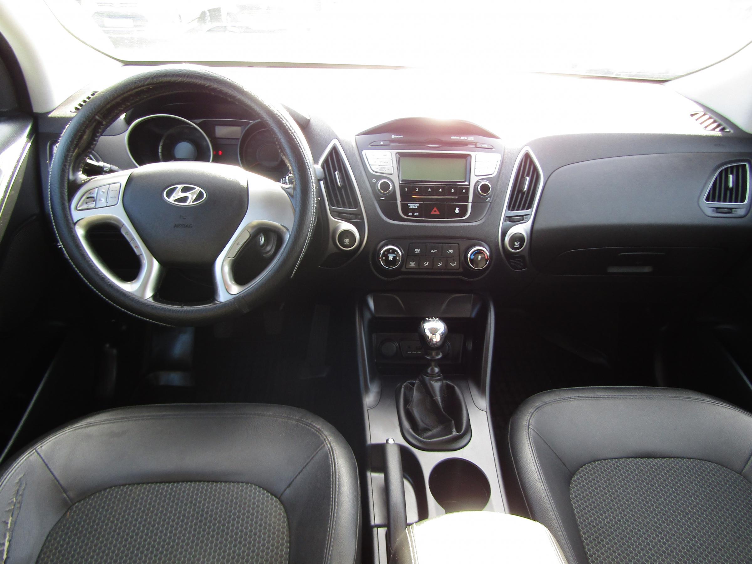 Hyundai ix35, 2011 - pohled č. 8