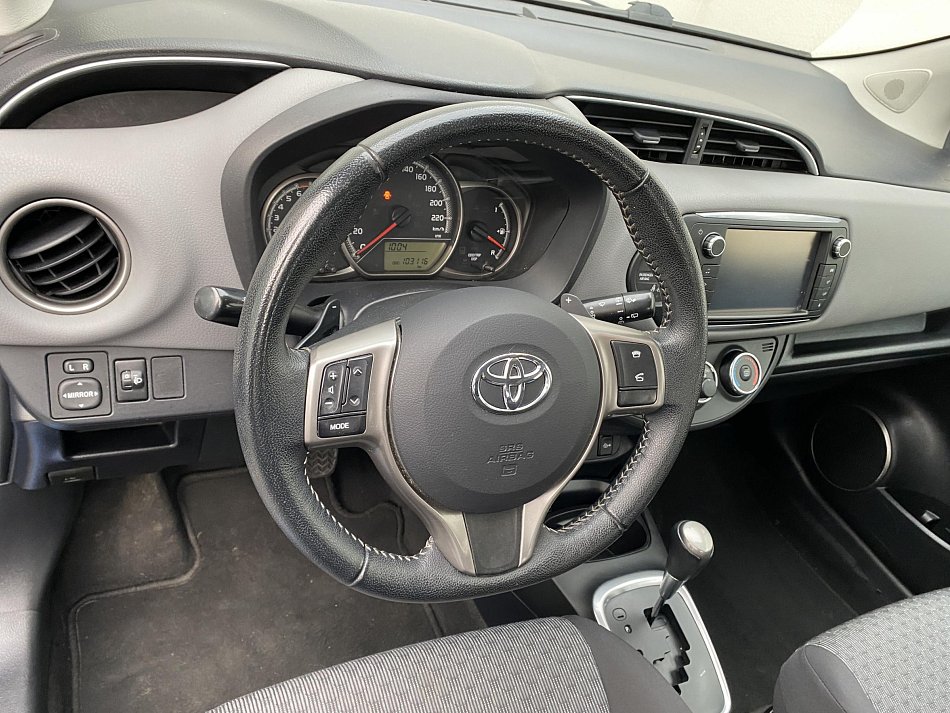 Toyota Yaris 1.3VVTi 