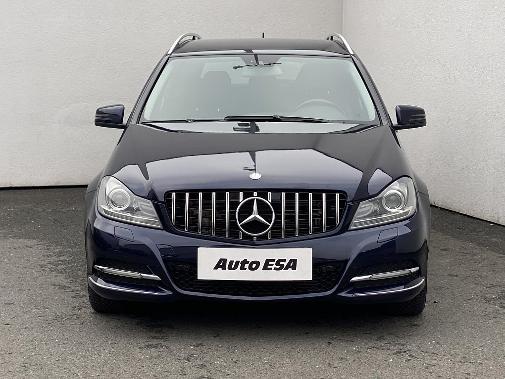Mercedes-Benz Třída C 3.0 CDi  C300 4Matic