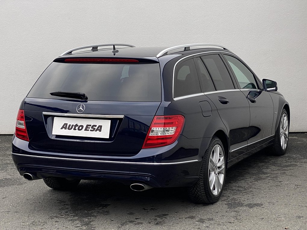 Mercedes-Benz Třída C 3.0 CDi  C300 4Matic