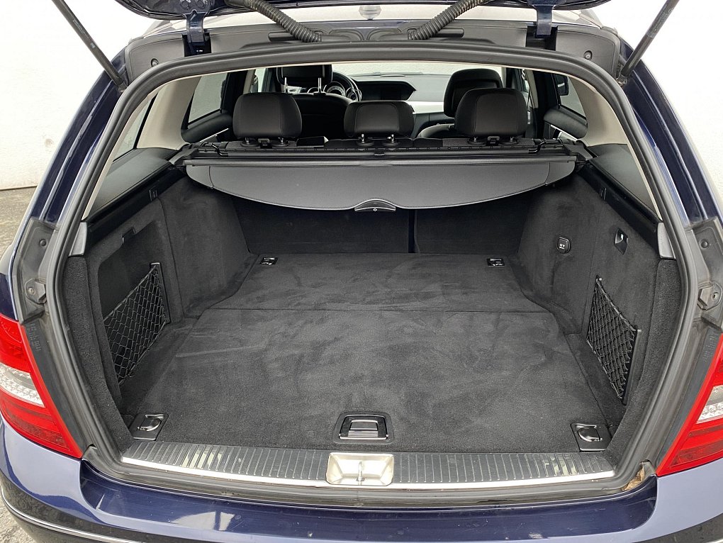 Mercedes-Benz Třída C 3.0 CDi  C300 4Matic