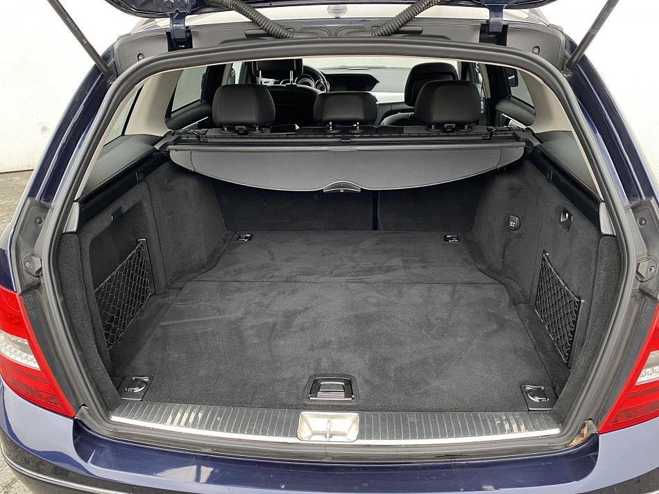 Mercedes-Benz Třída C 3.0 CDi  C300 4Matic