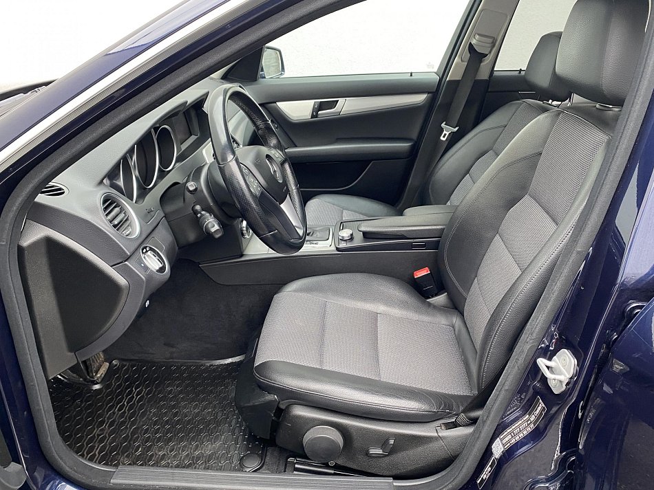 Mercedes-Benz Třída C 3.0 CDi  C300 4Matic