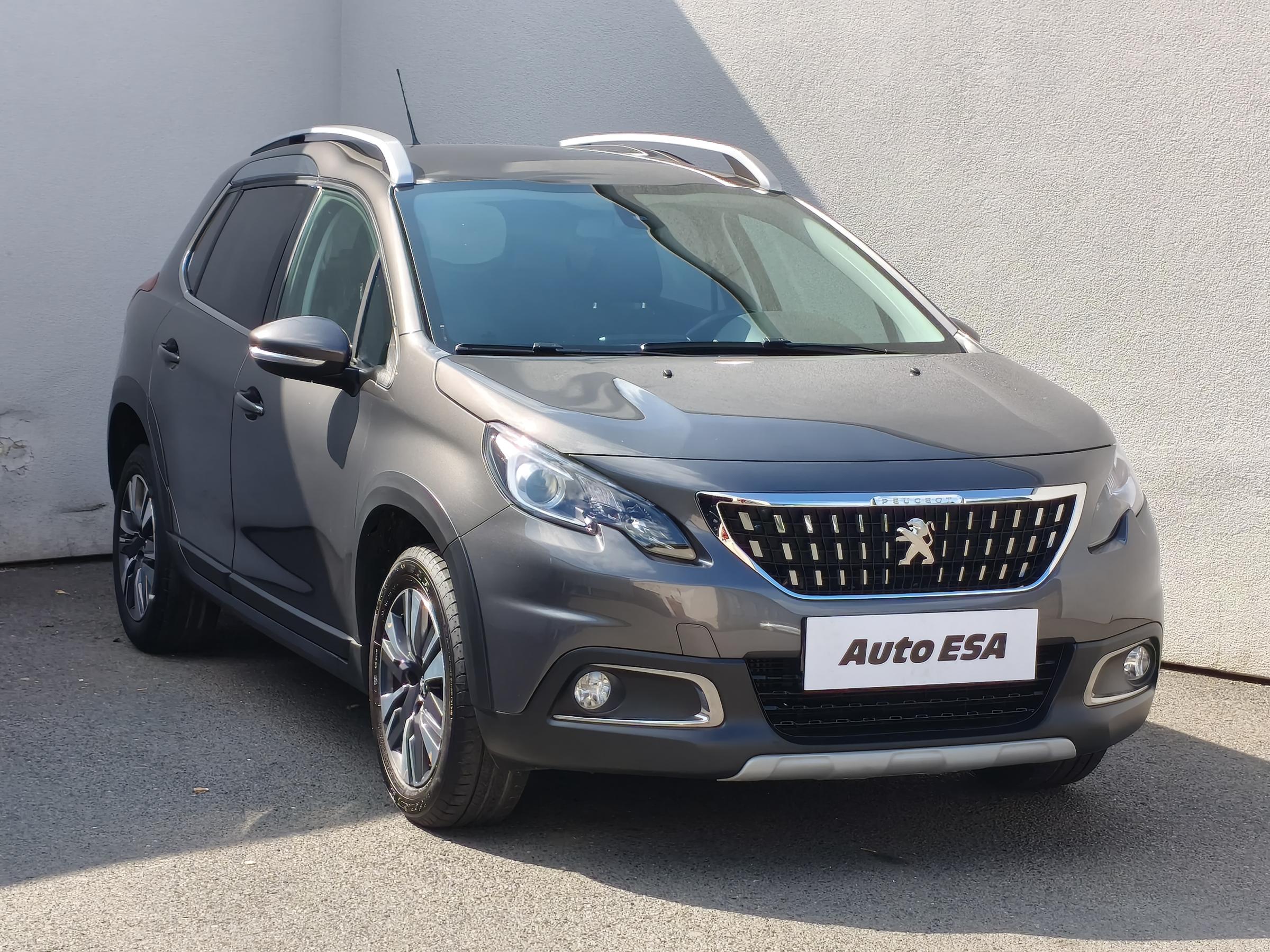 Peugeot 2008, 2019 - celkový pohled