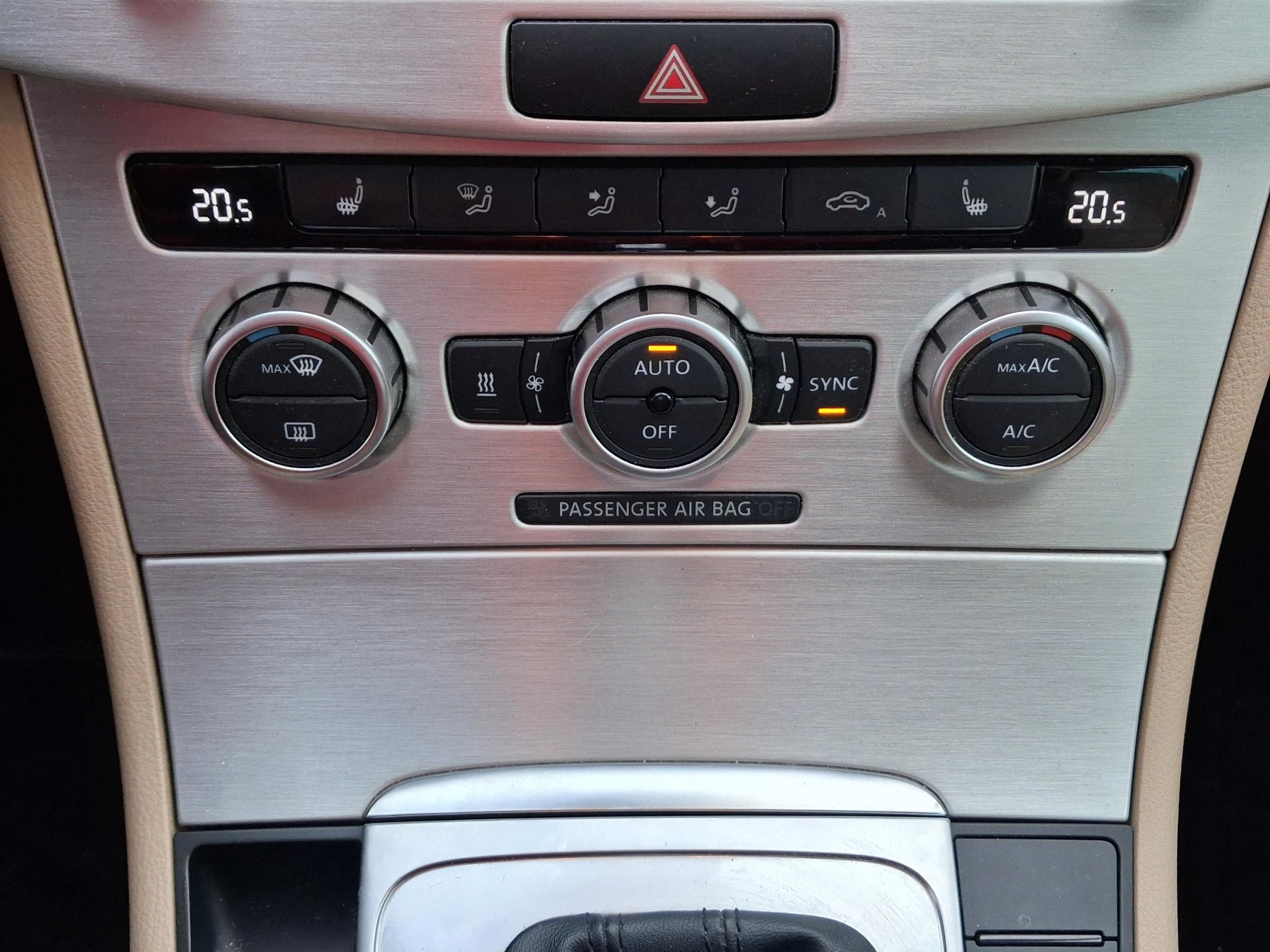 Volkswagen Passat, 2014 - pohled č. 19