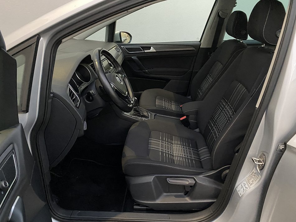 Volkswagen Sportsvan 1.2 TSi Lounge