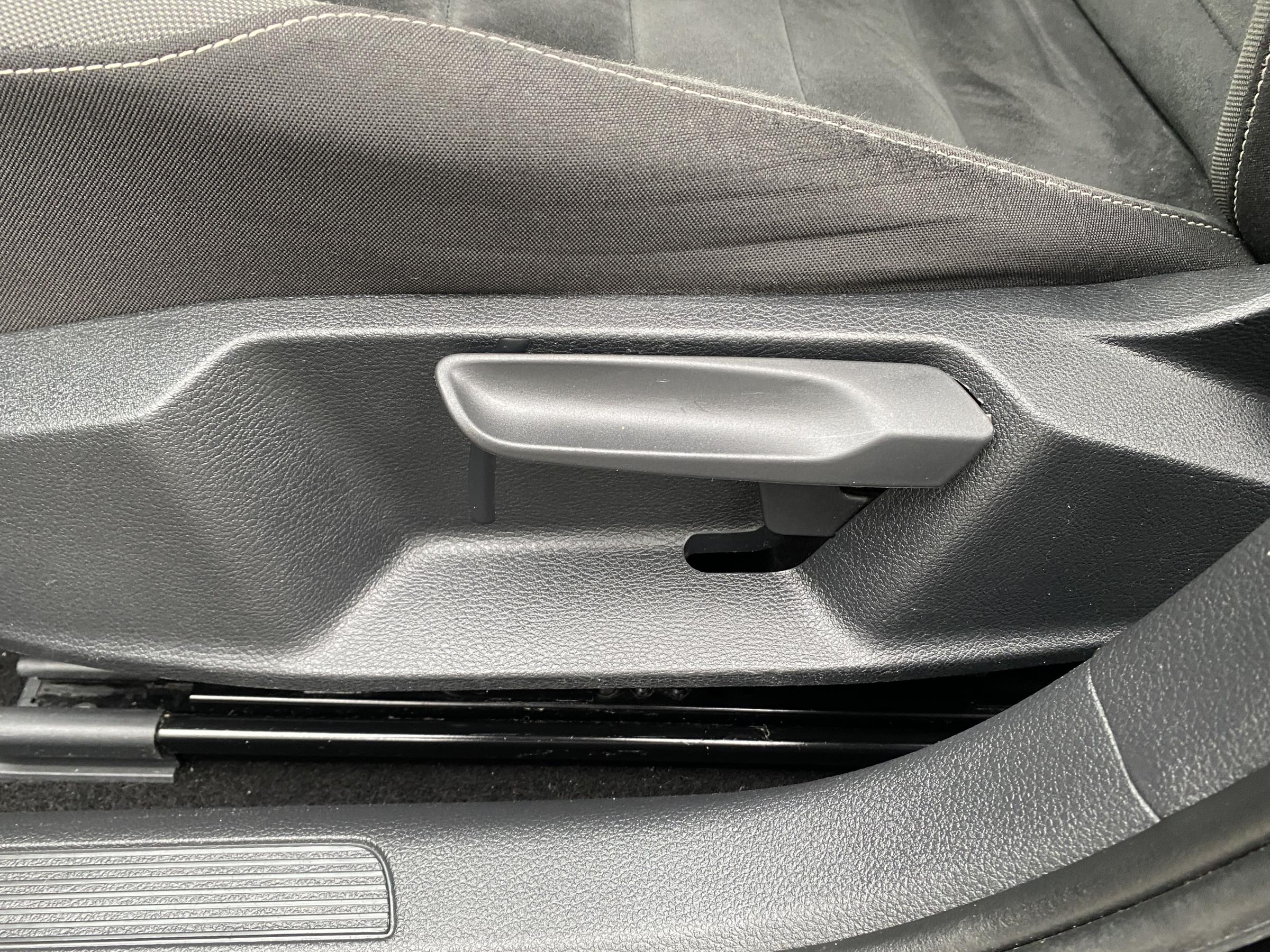 Volkswagen Golf, 2015 - pohled č. 14