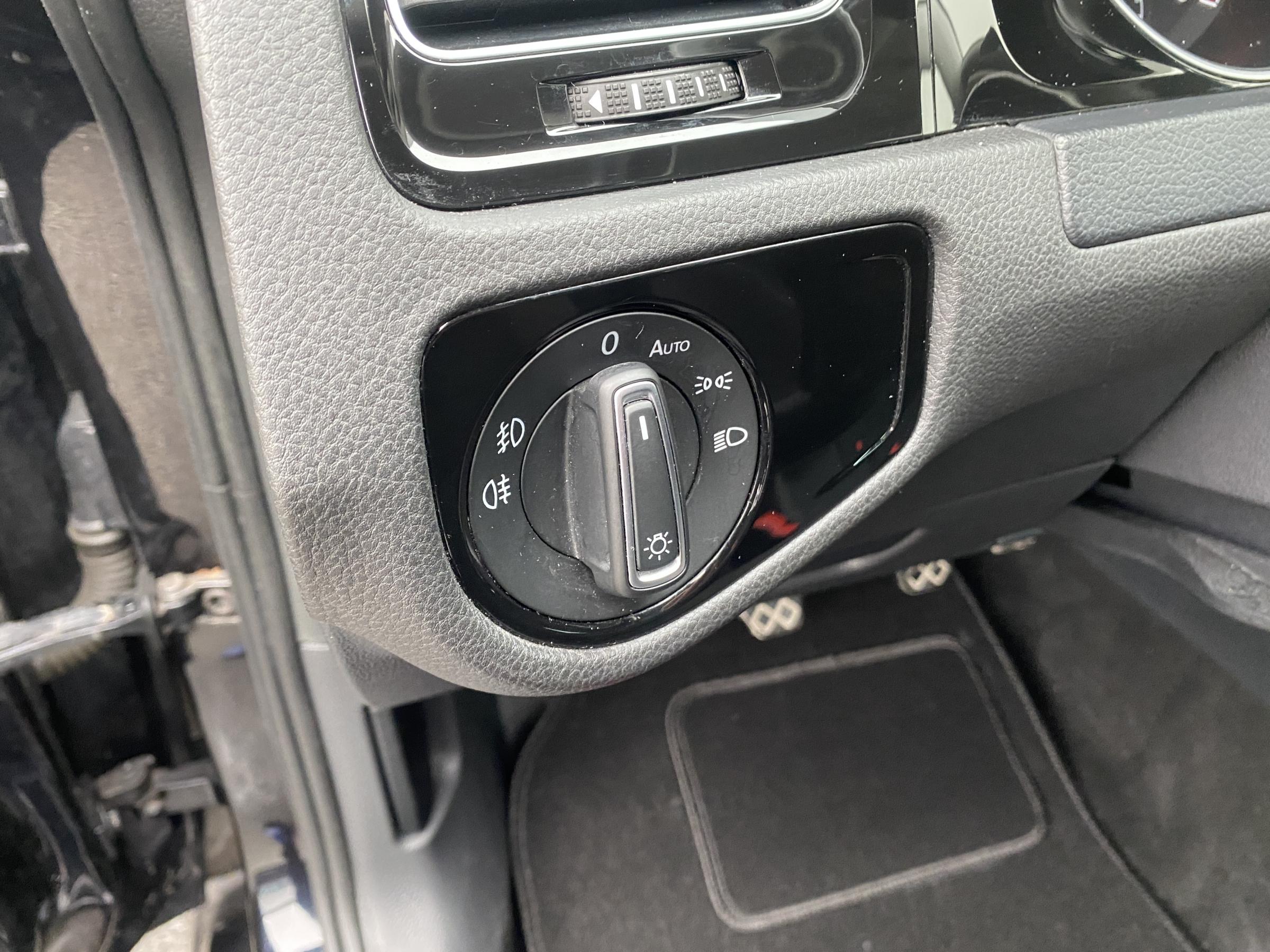 Volkswagen Golf, 2015 - pohled č. 15