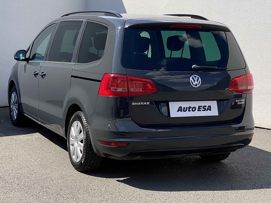 Volkswagen Sharan 2.0 TDI 