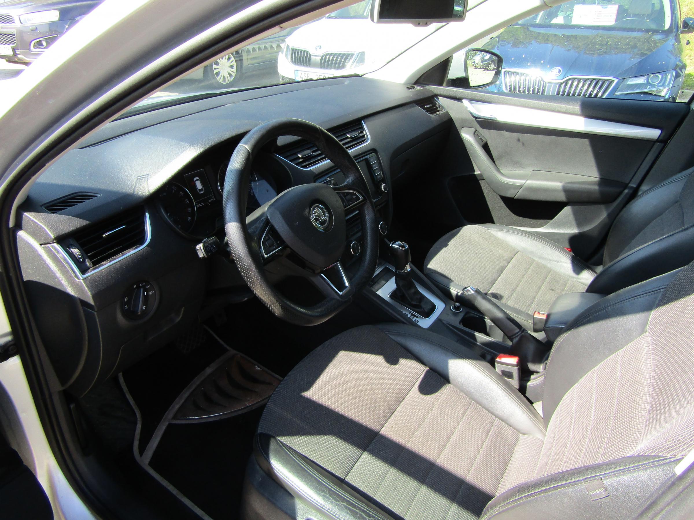 Škoda Octavia III, 2014 - pohled č. 10