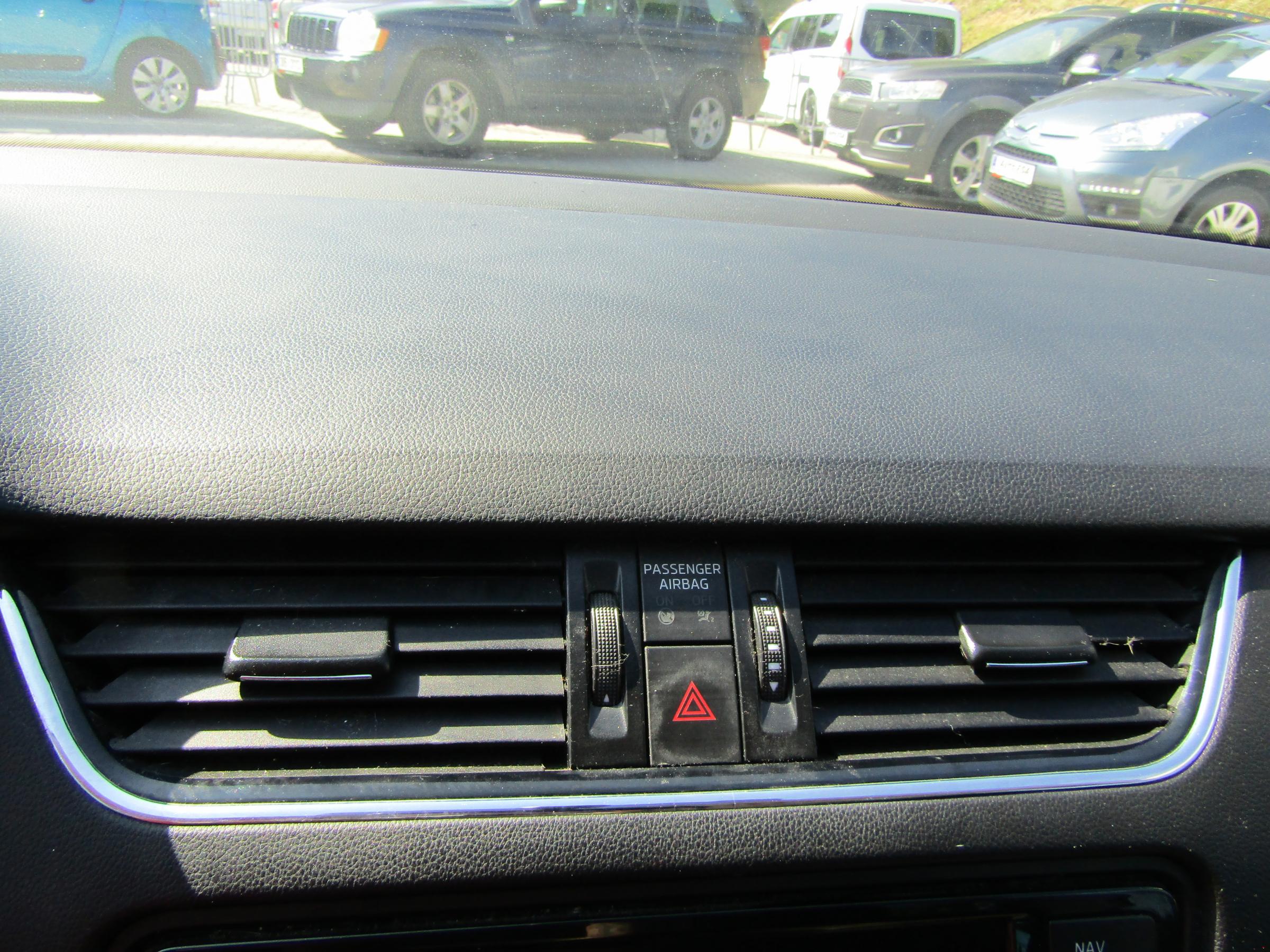 Škoda Octavia III, 2014 - pohled č. 13