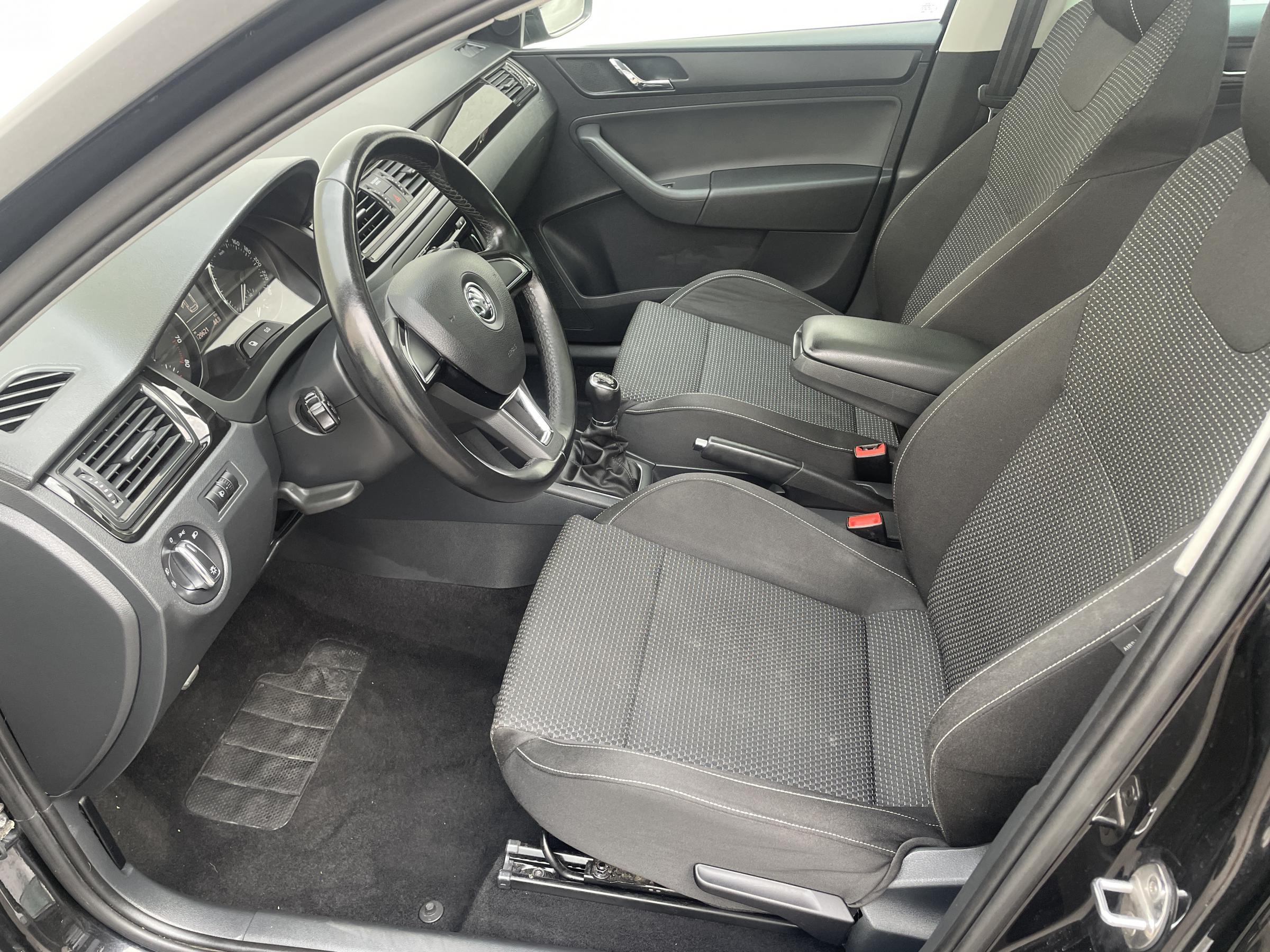 Škoda Rapid, 2015 - pohled č. 11