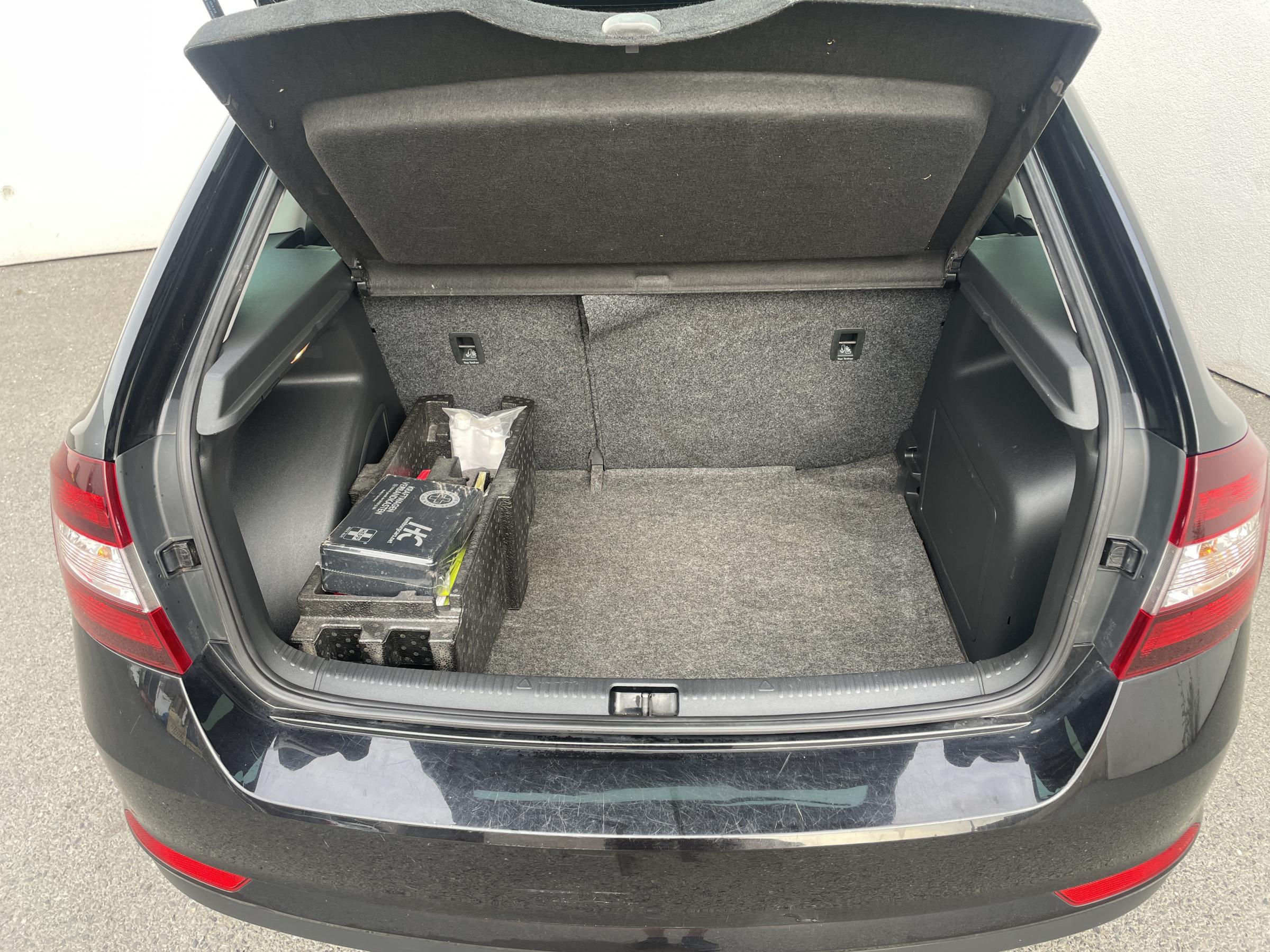 Škoda Rapid, 2015 - pohled č. 8