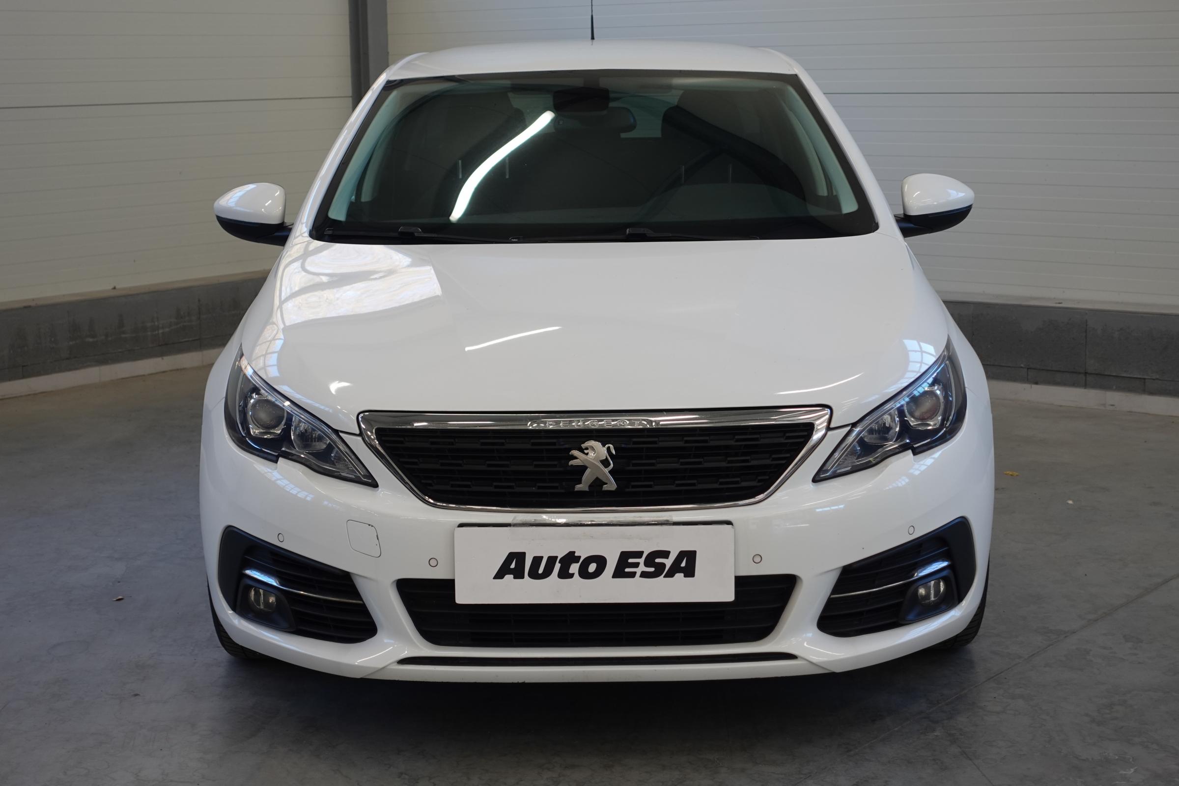 Peugeot 308, 2018 - pohled č. 2