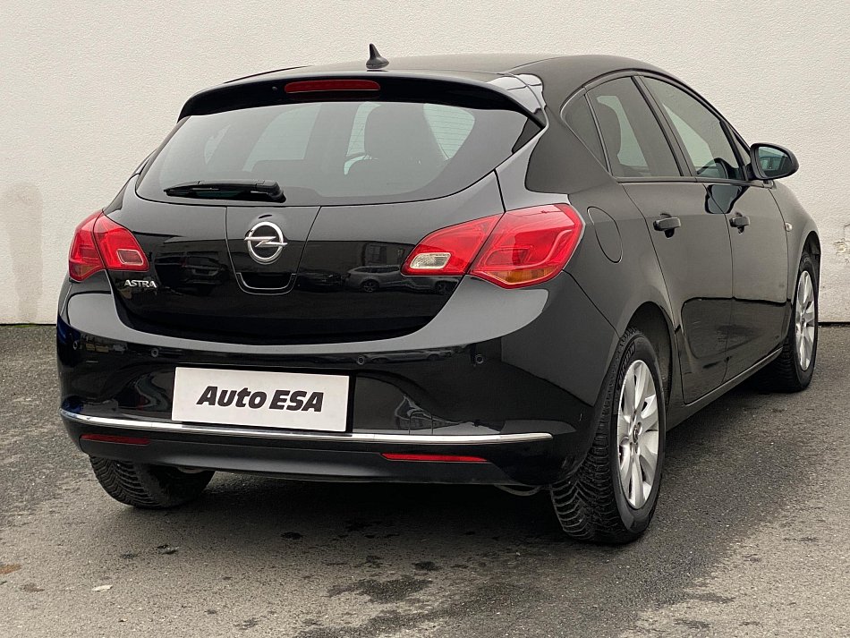 Opel Astra 1.4T 