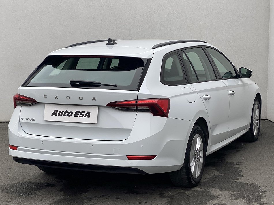 Škoda Octavia IV 2.0 TDi Ambition Plus