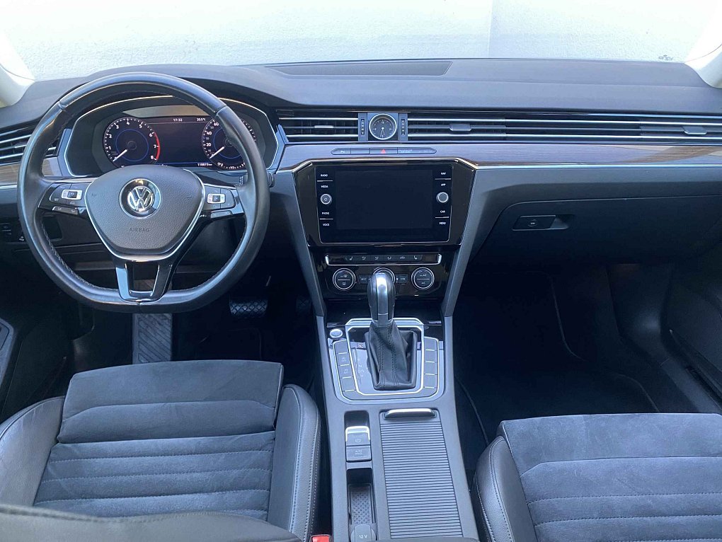 Volkswagen Passat 1.8 TSi Highline
