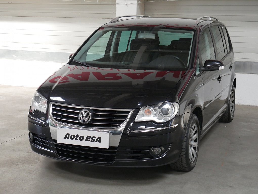 Volkswagen Touran 2.0 TDi 