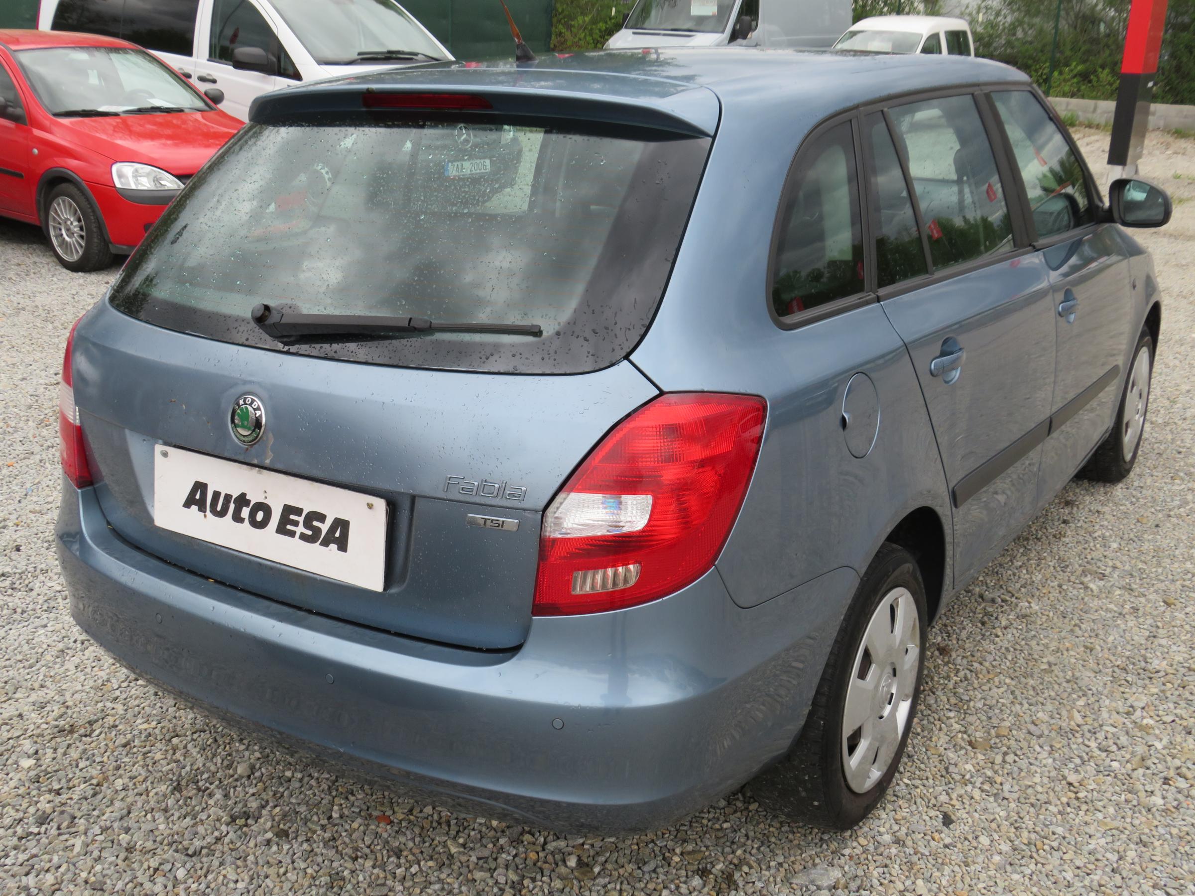 Škoda Fabia II, 2011 - pohled č. 4