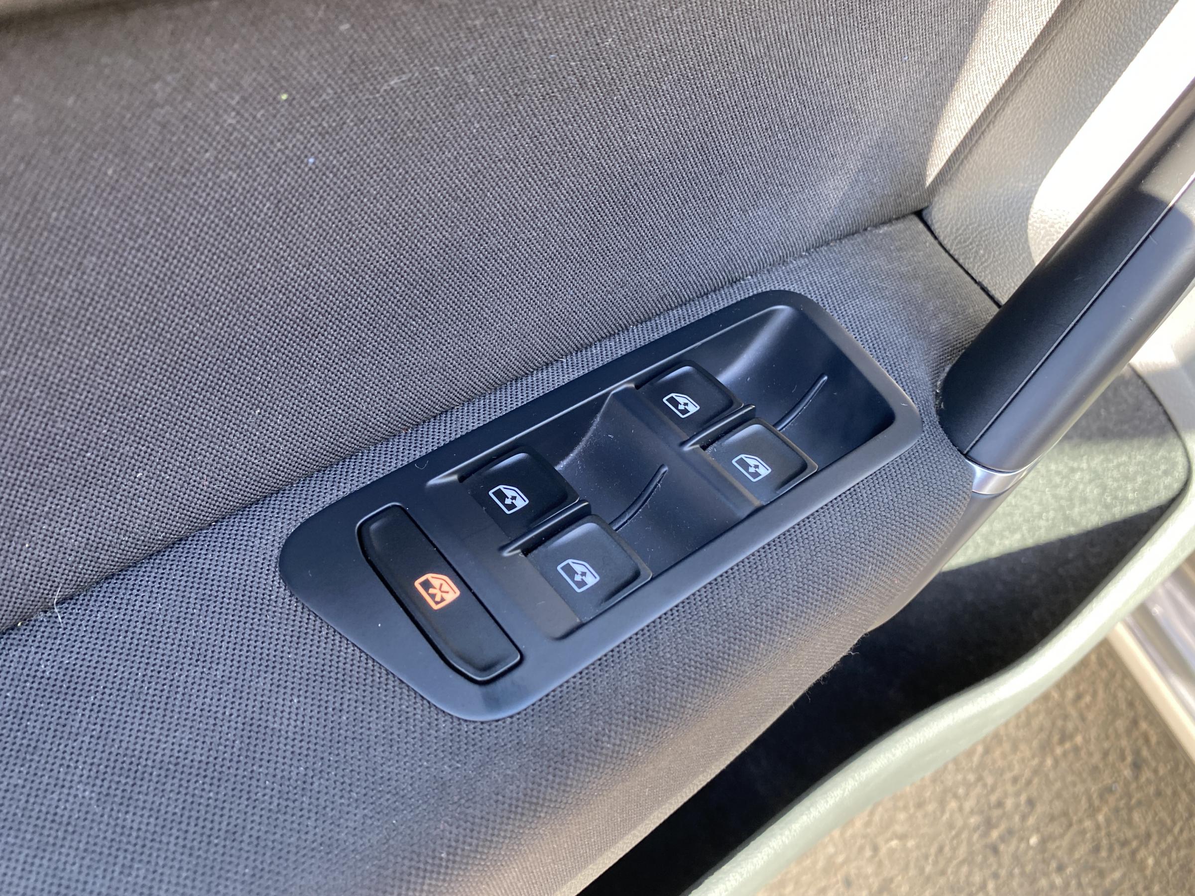 Volkswagen Sportsvan, 2016 - pohled č. 13