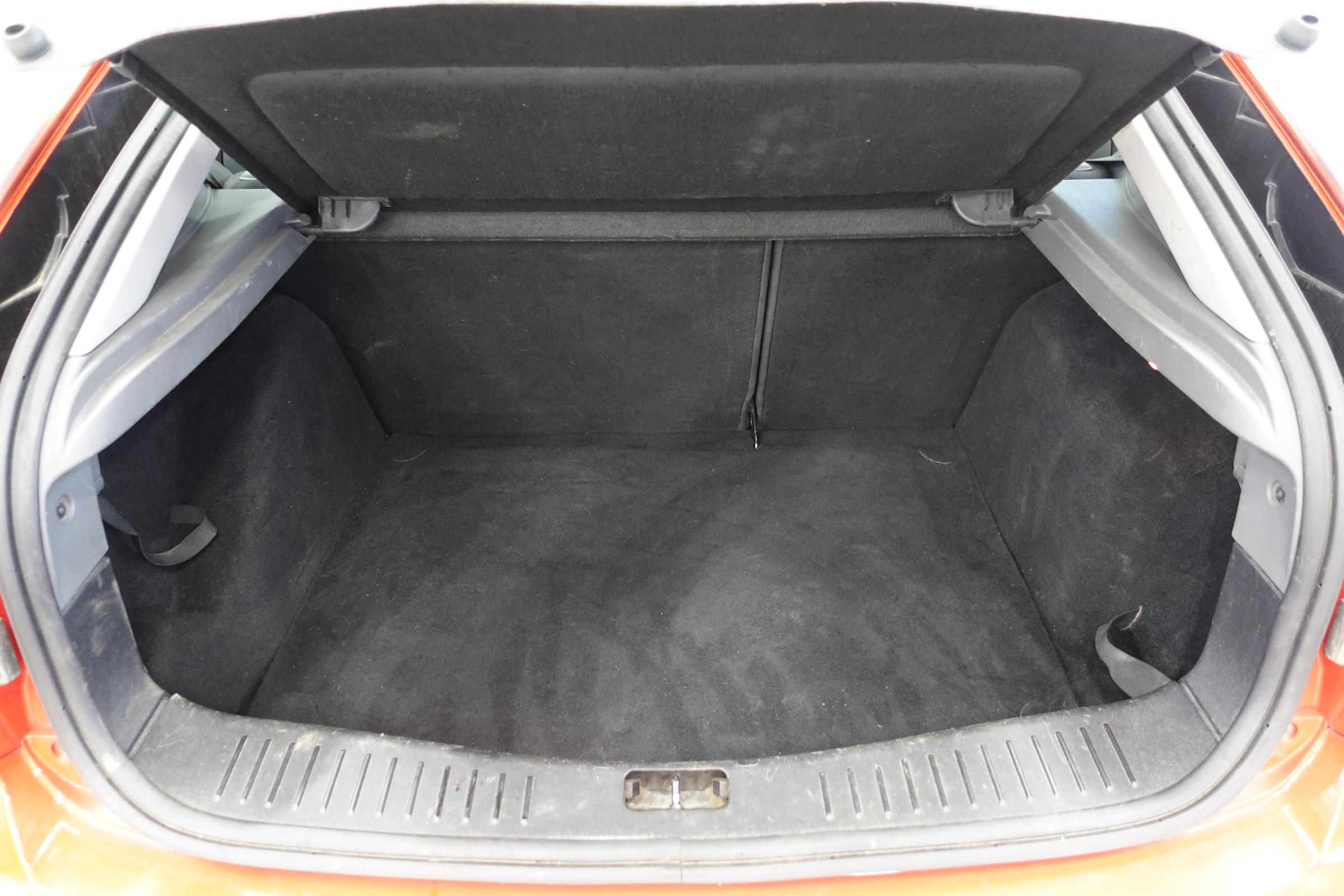 Ford Focus, 2010 - pohled č. 7