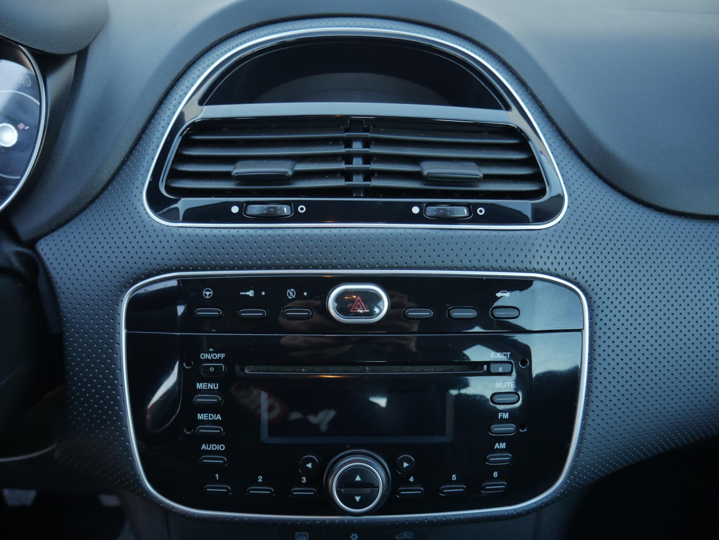 Fiat Punto Evo, 2012 - pohled č. 12