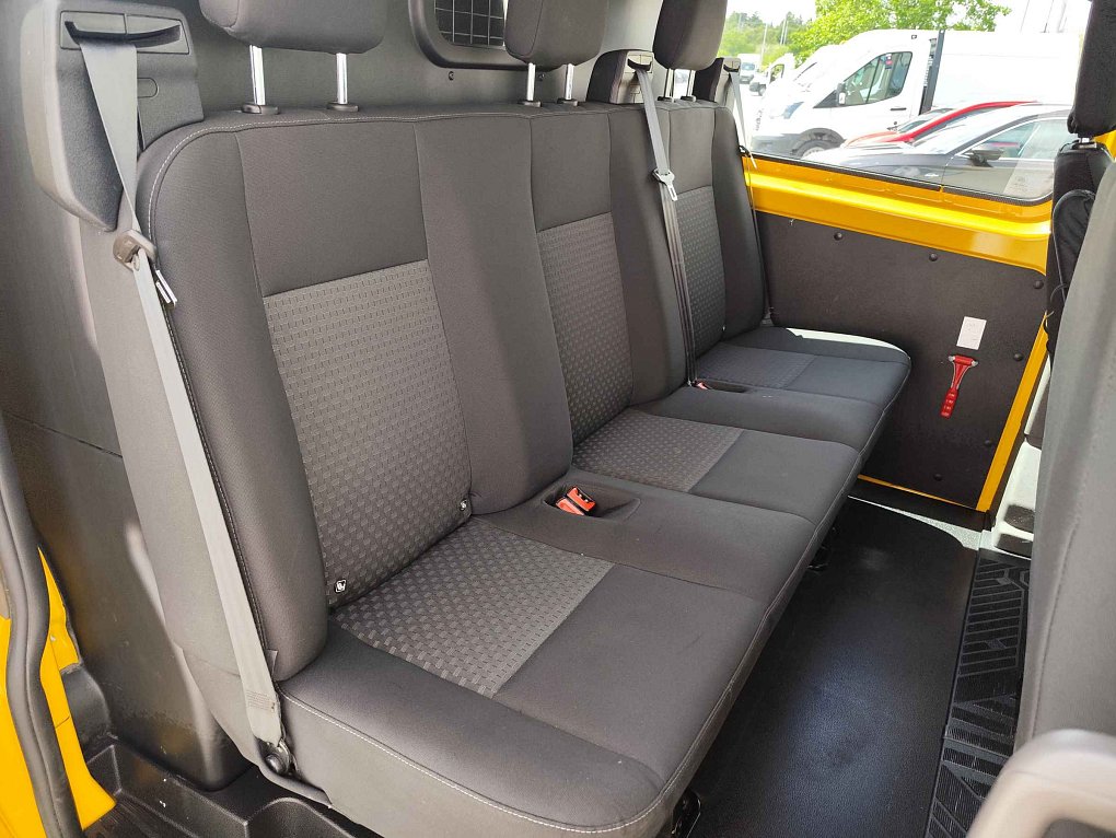 Ford Transit Custom 2.0TDCi  L2H1 5míst