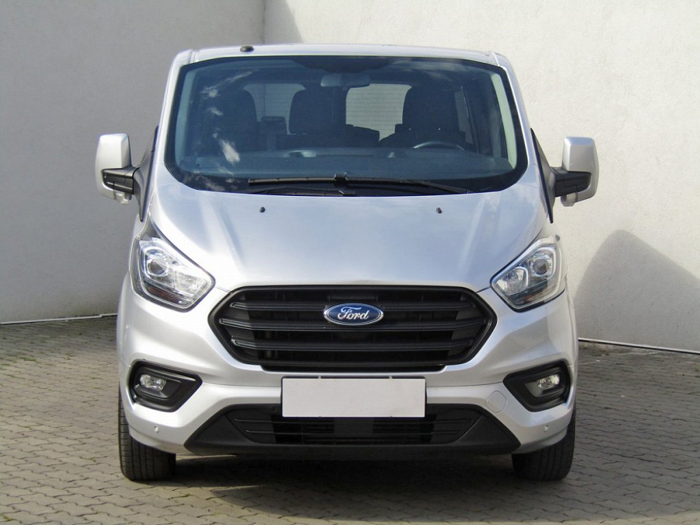 Ford Transit Custom 2.0TDCi  L2H1 5míst