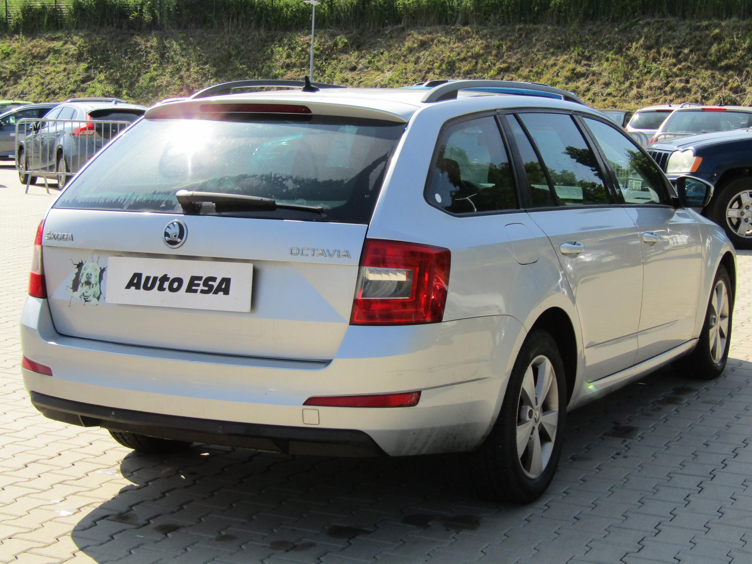 Škoda Octavia III, 2014 - pohled č. 4