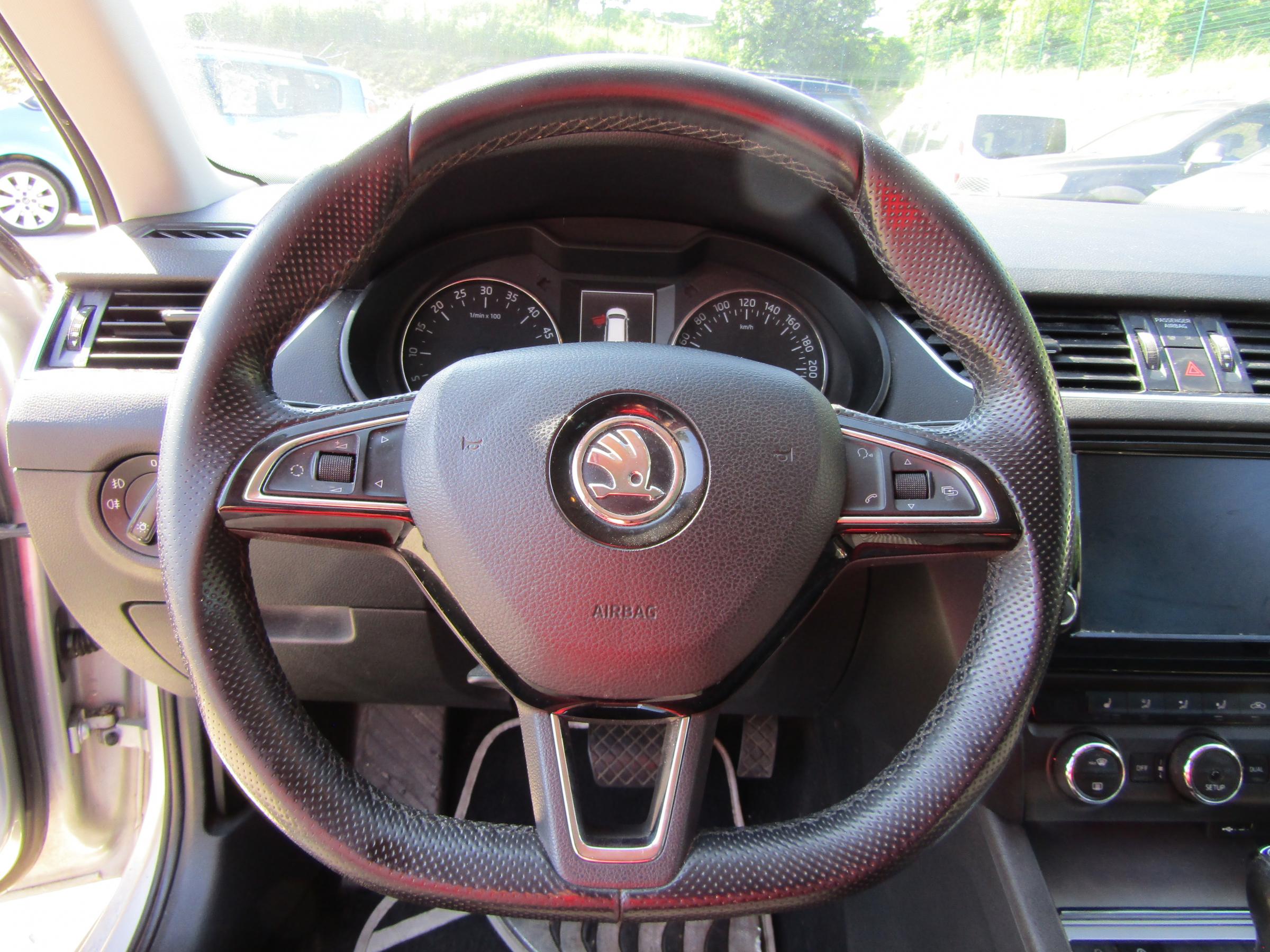 Škoda Octavia III, 2014 - pohled č. 9