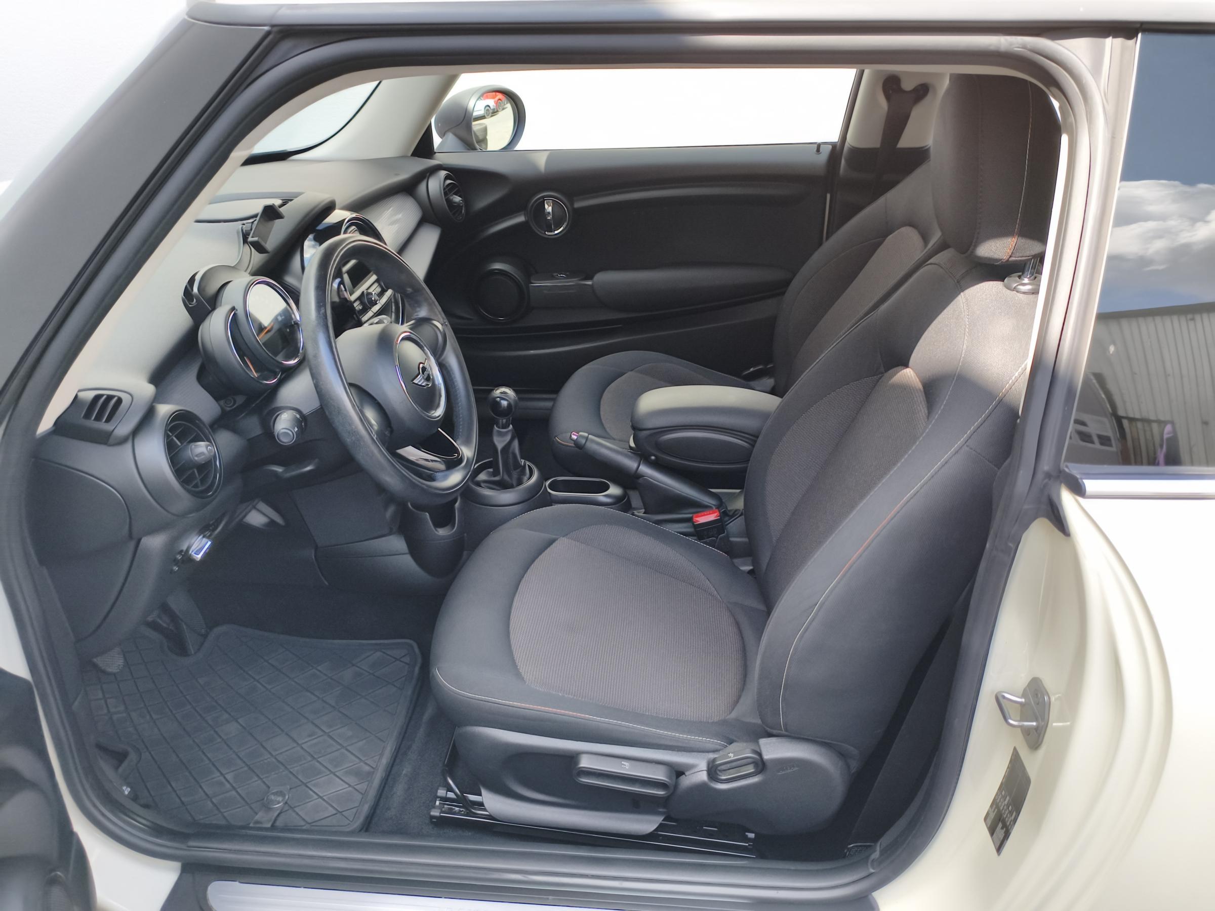 Mini One, 2016 - pohled č. 12