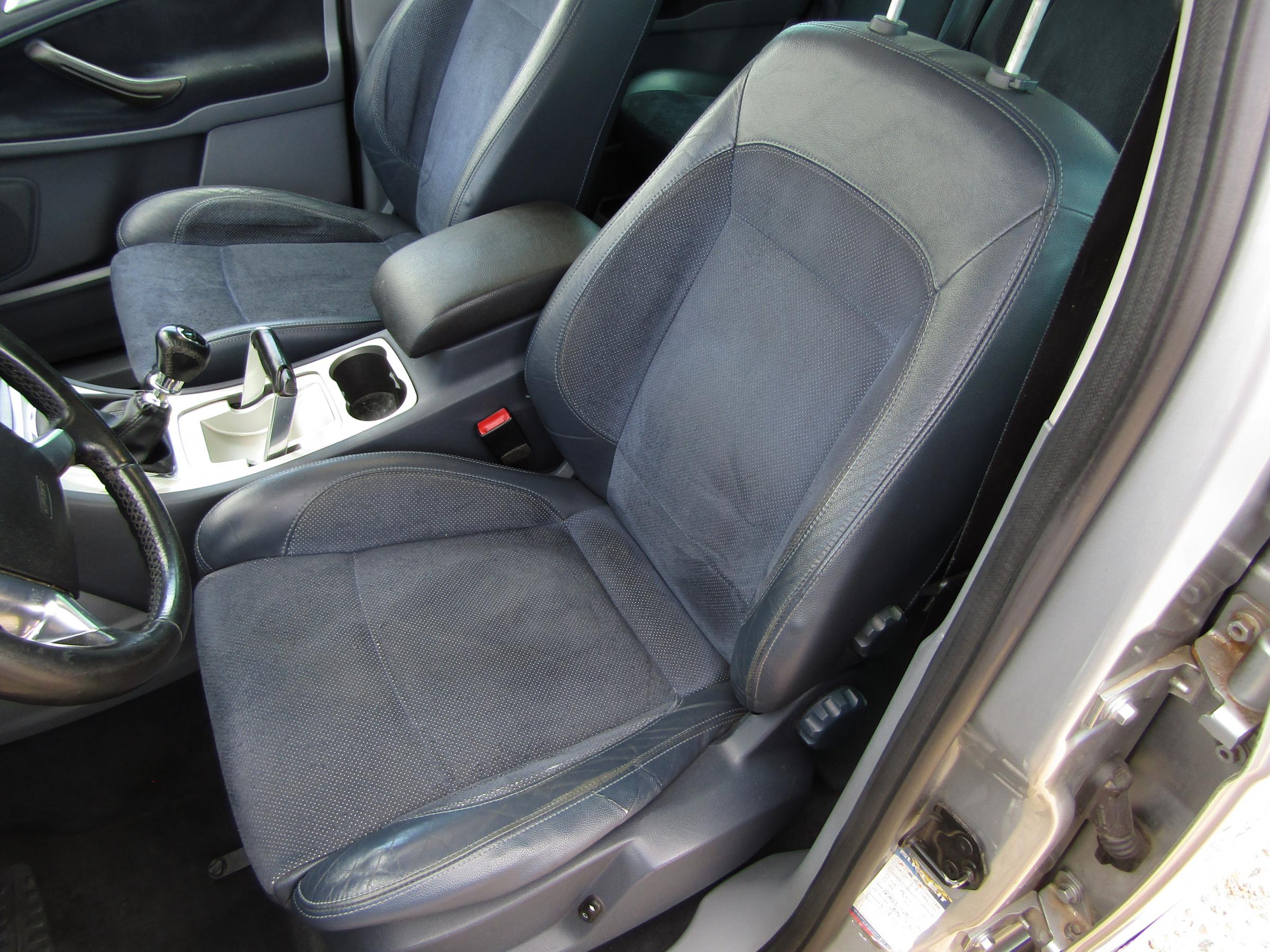 Ford S-MAX, 2006 - pohled č. 11