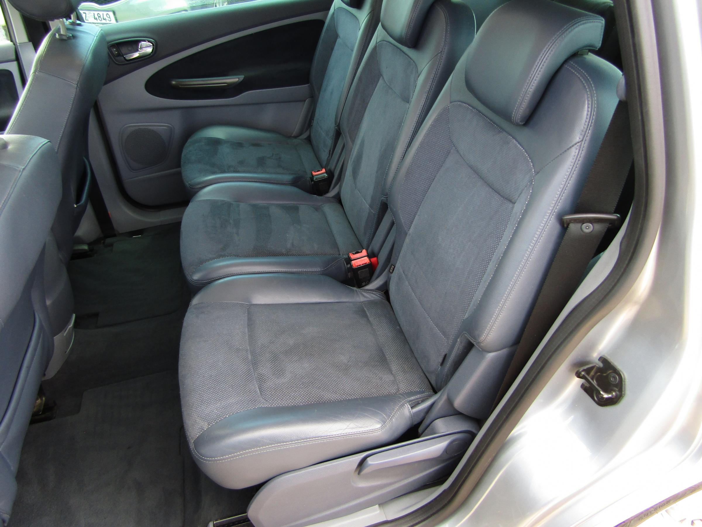 Ford S-MAX, 2006 - pohled č. 12