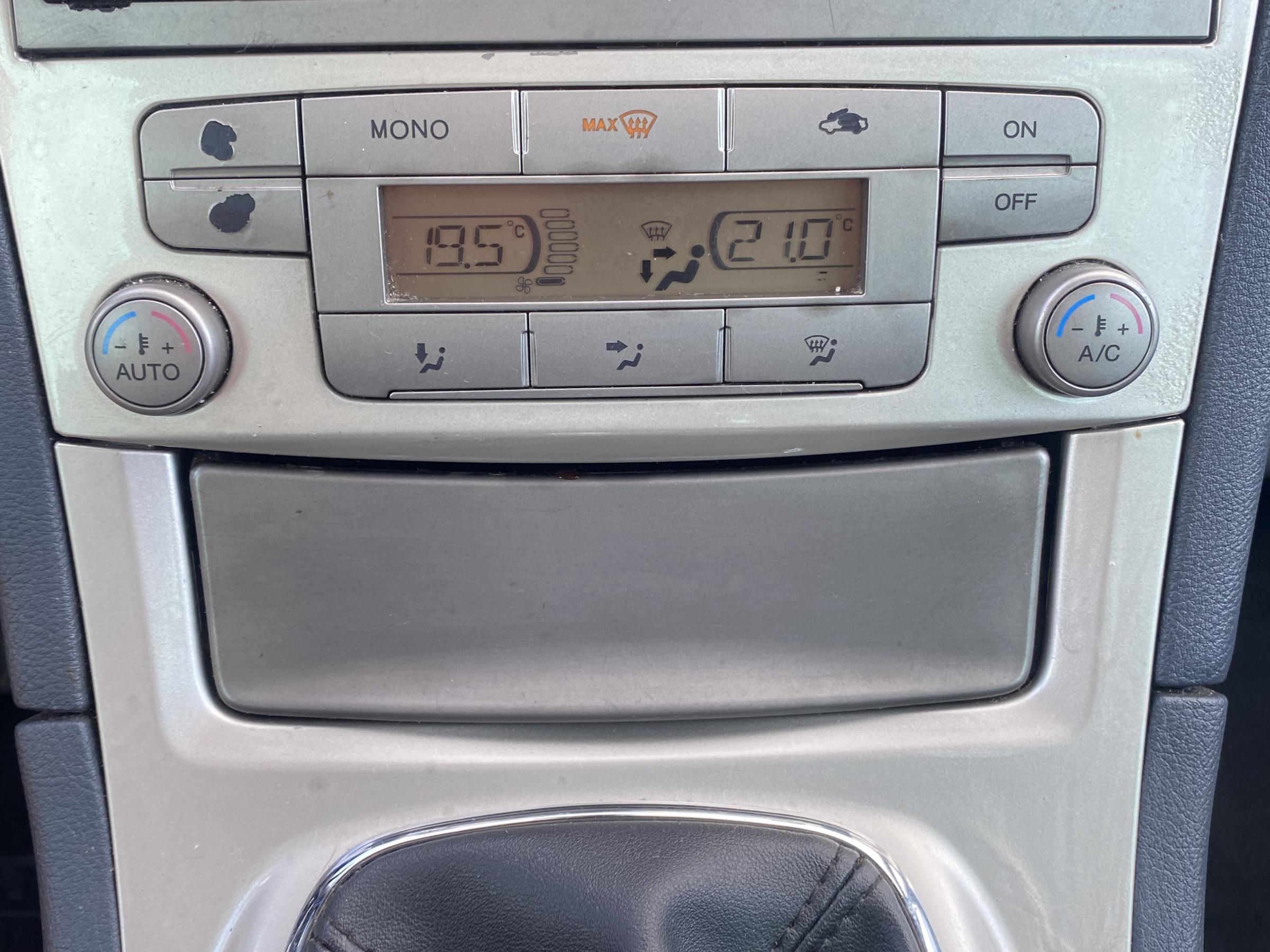 Ford S-MAX, 2006 - pohled č. 20