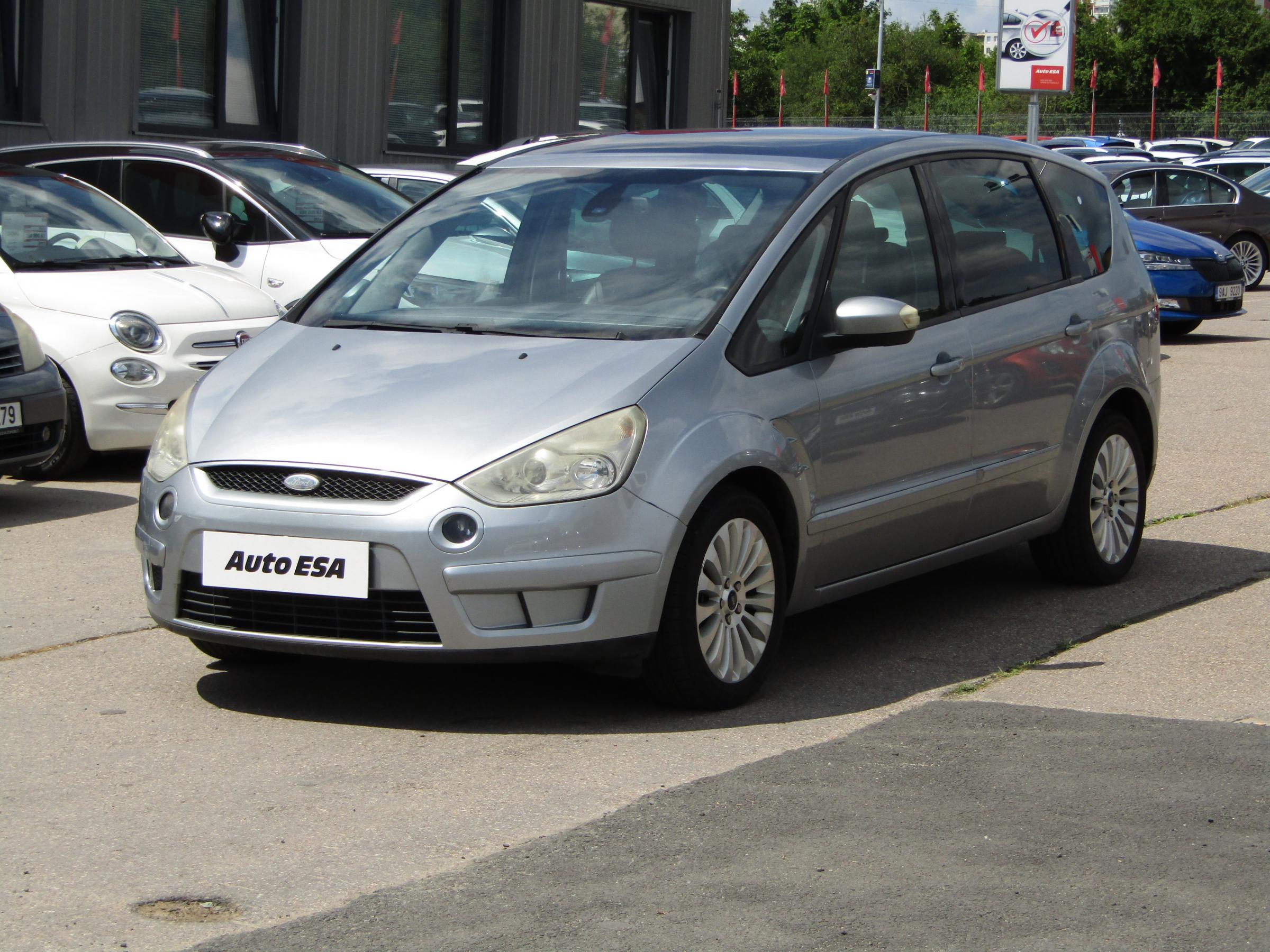 Ford S-MAX, 2006 - pohled č. 3