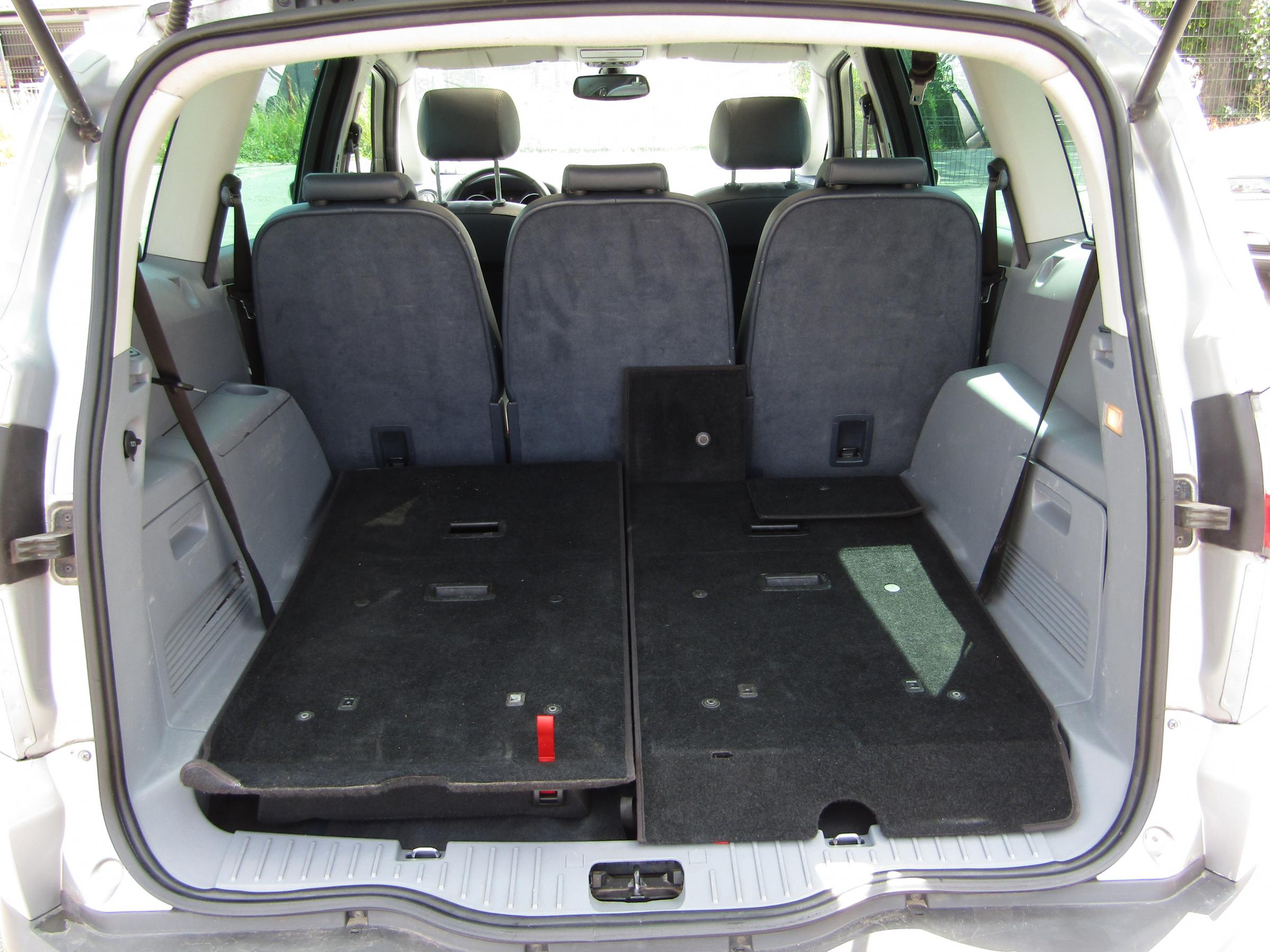 Ford S-MAX, 2006 - pohled č. 7