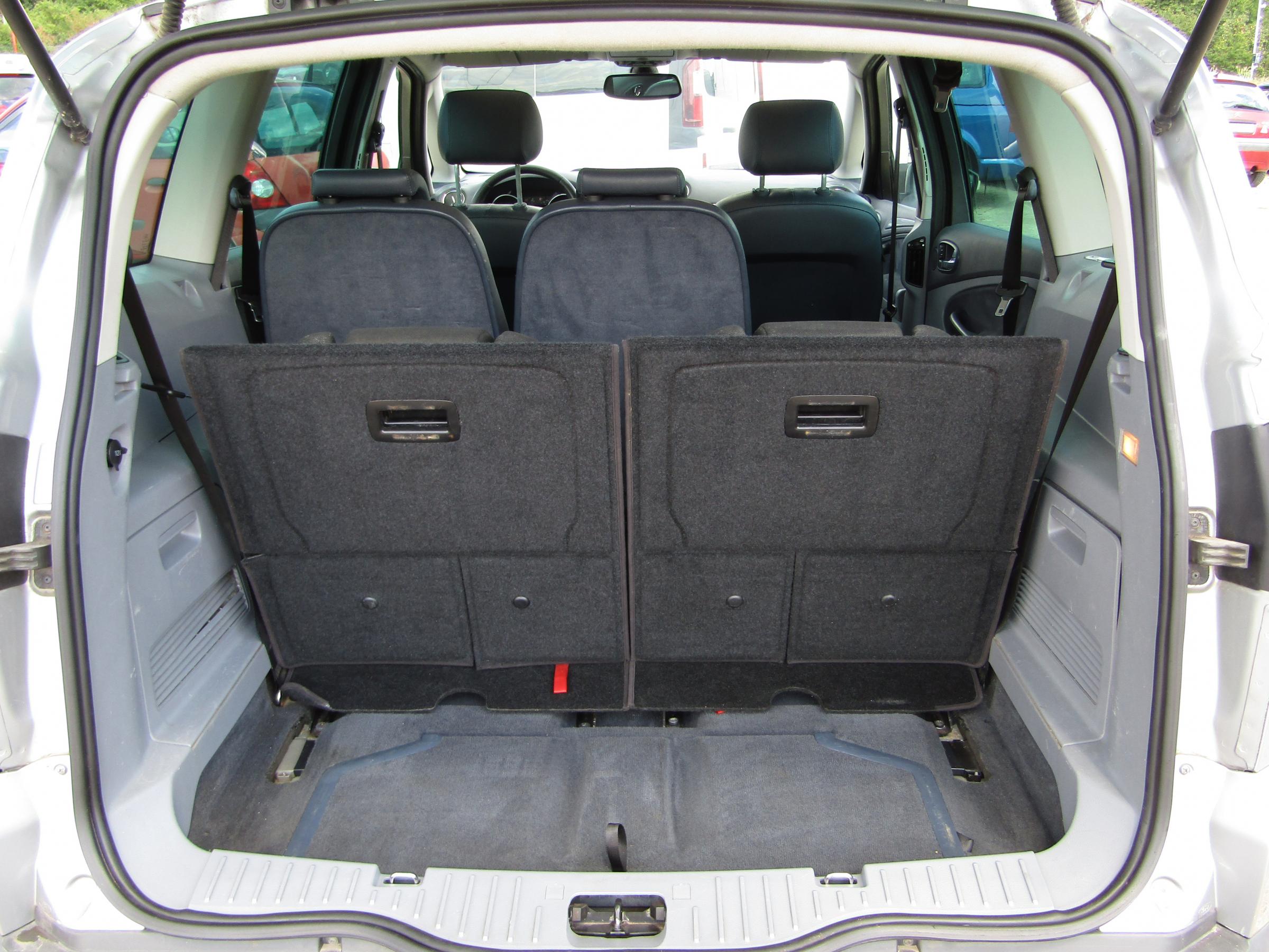 Ford S-MAX, 2006 - pohled č. 8