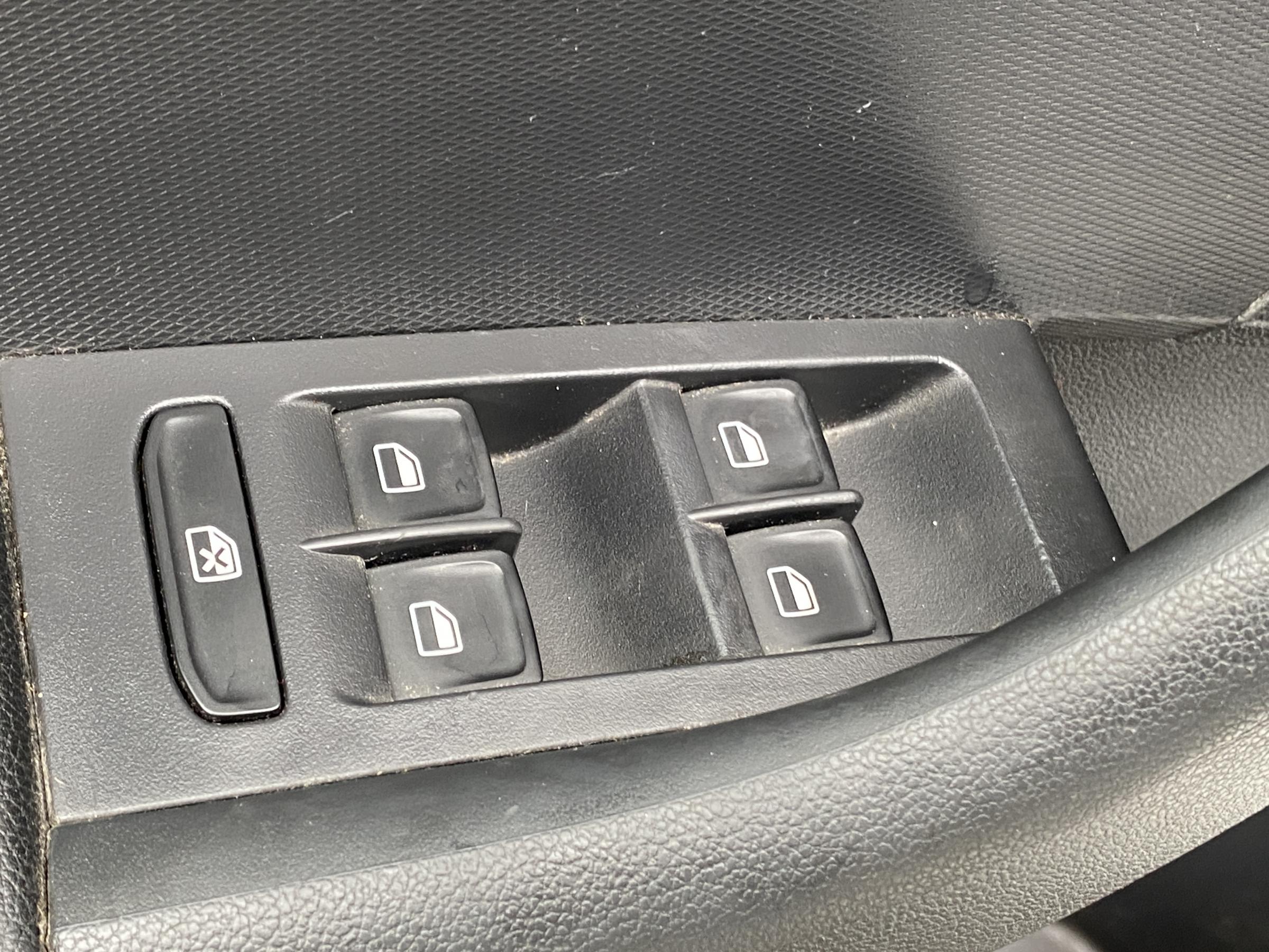 Škoda Rapid, 2014 - pohled č. 12