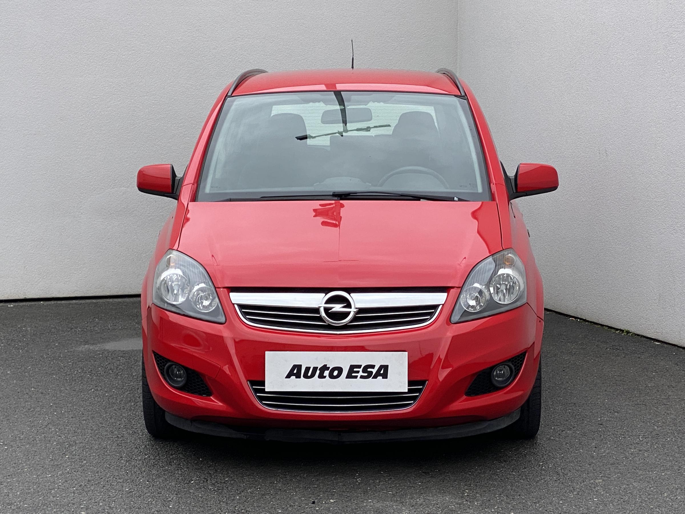 Opel Zafira, 2014 - pohled č. 2