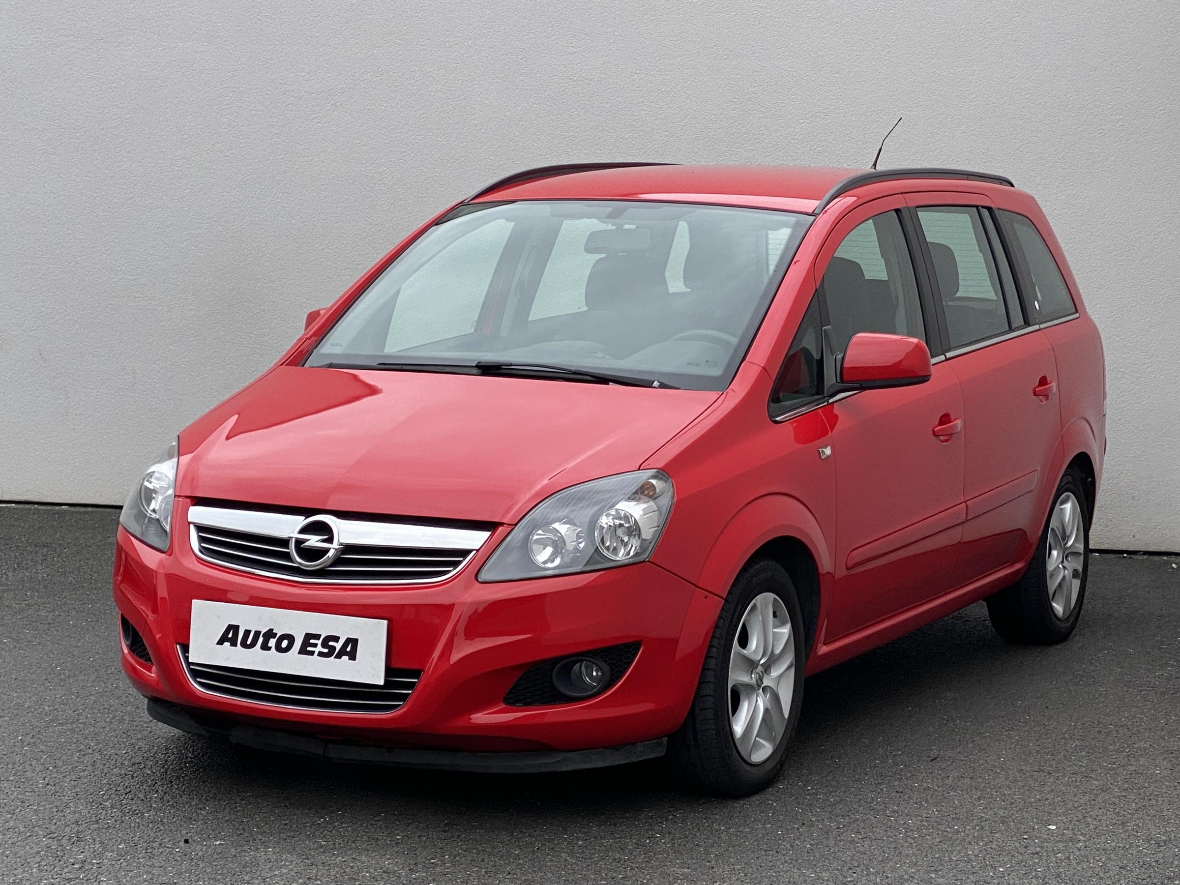 Opel Zafira, 2014 - pohled č. 3