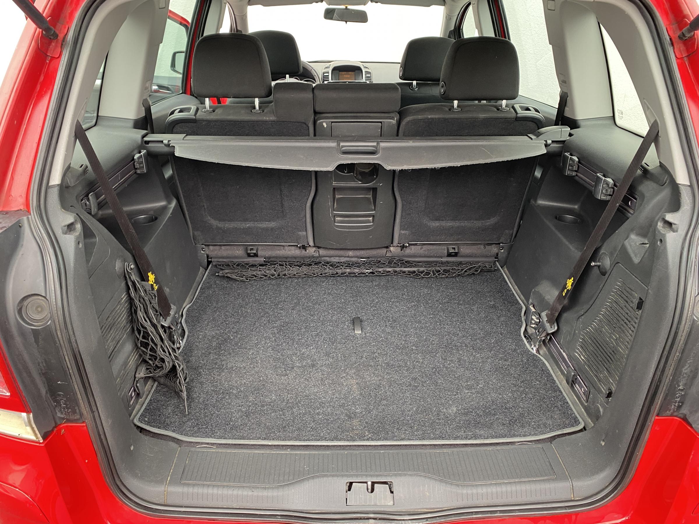 Opel Zafira, 2014 - pohled č. 7