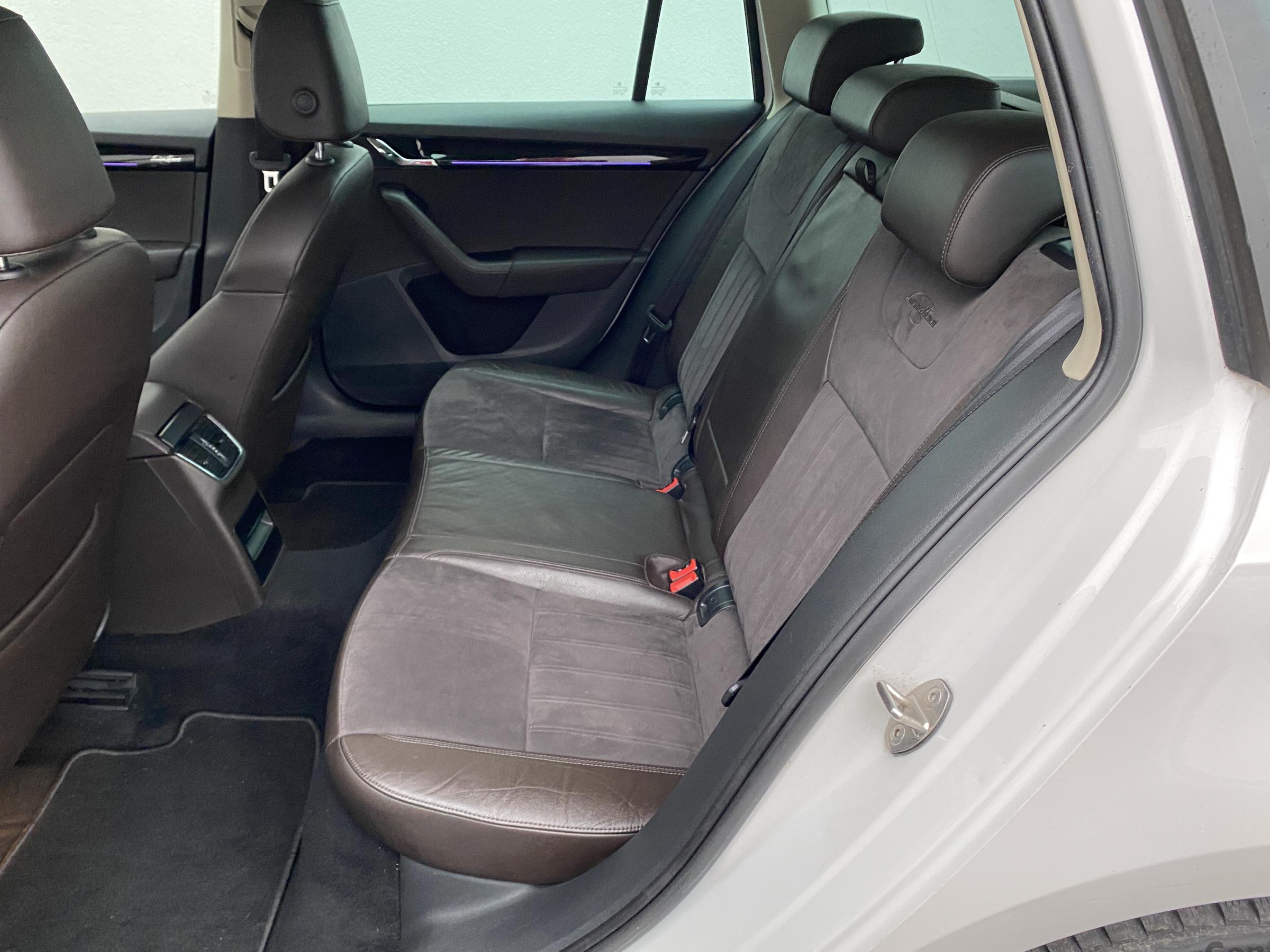 Škoda Octavia III, 2017 - pohled č. 10