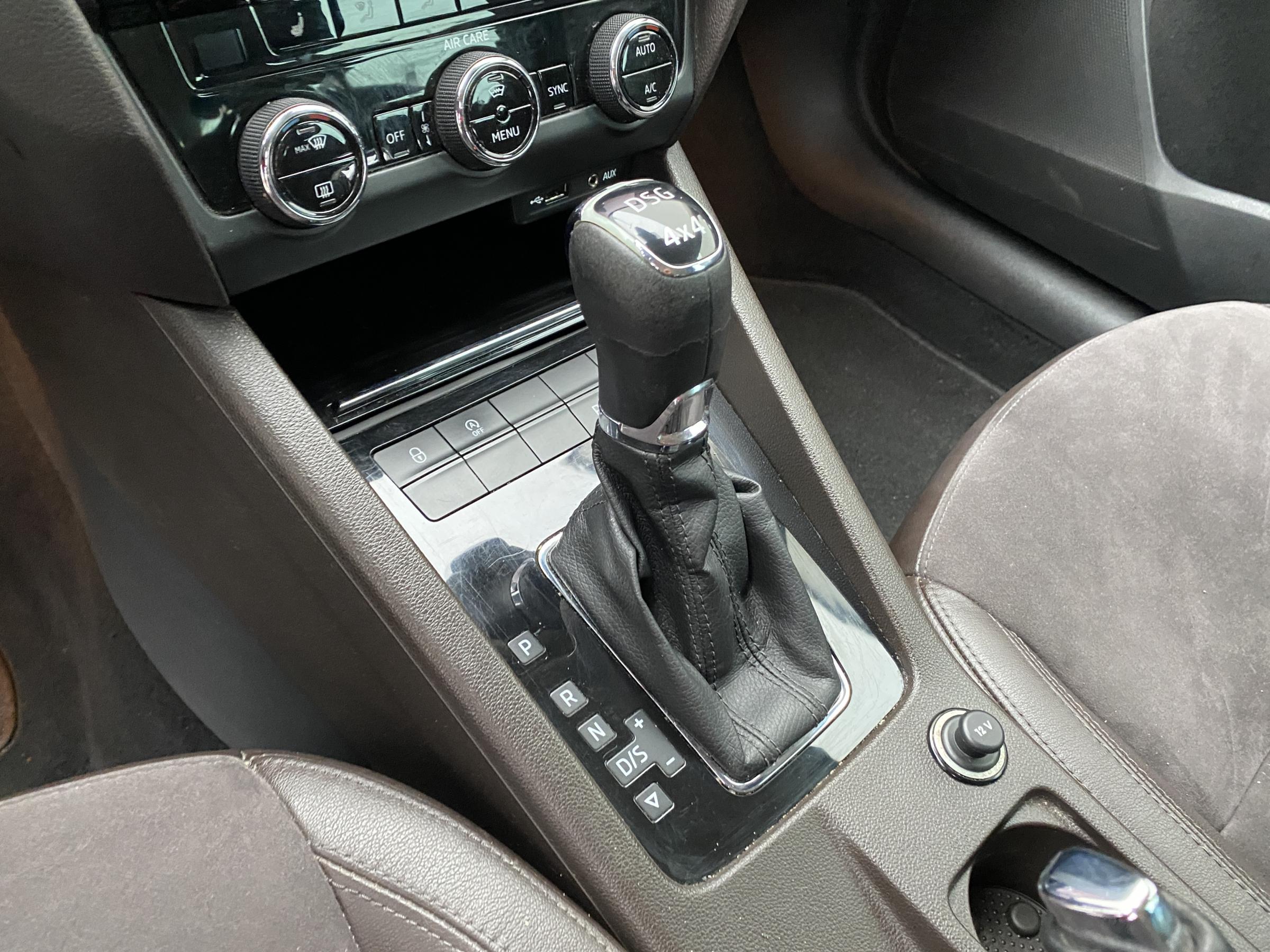 Škoda Octavia III, 2017 - pohled č. 16