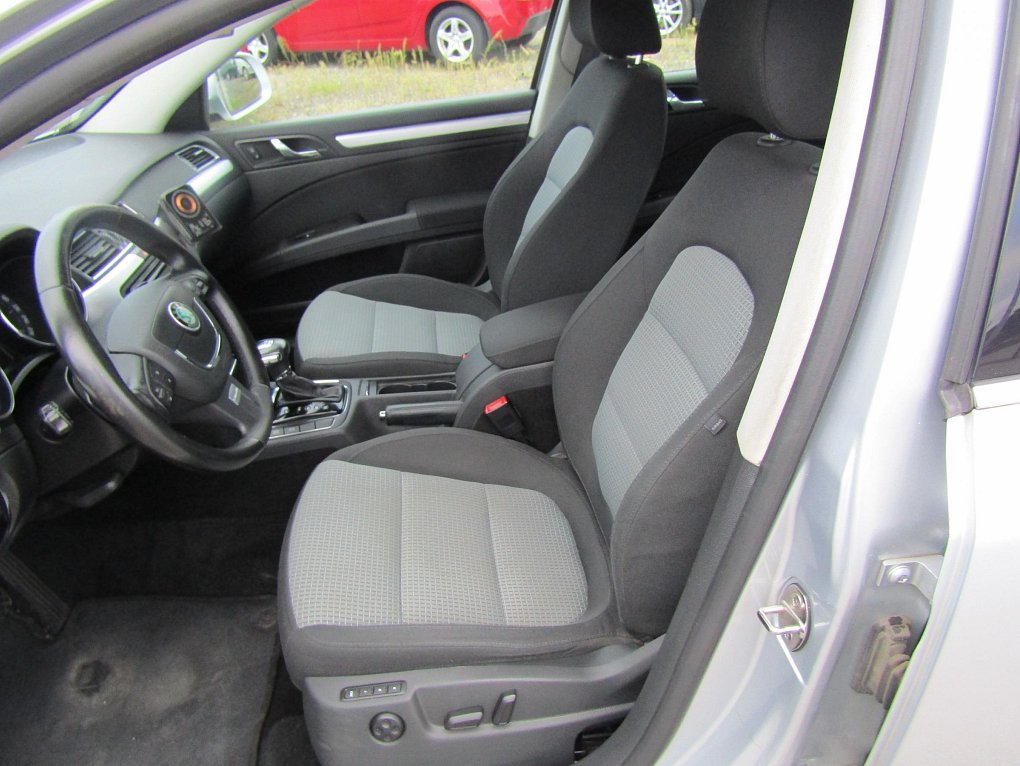 Škoda Superb II 3.6FSi Ambition 4x4