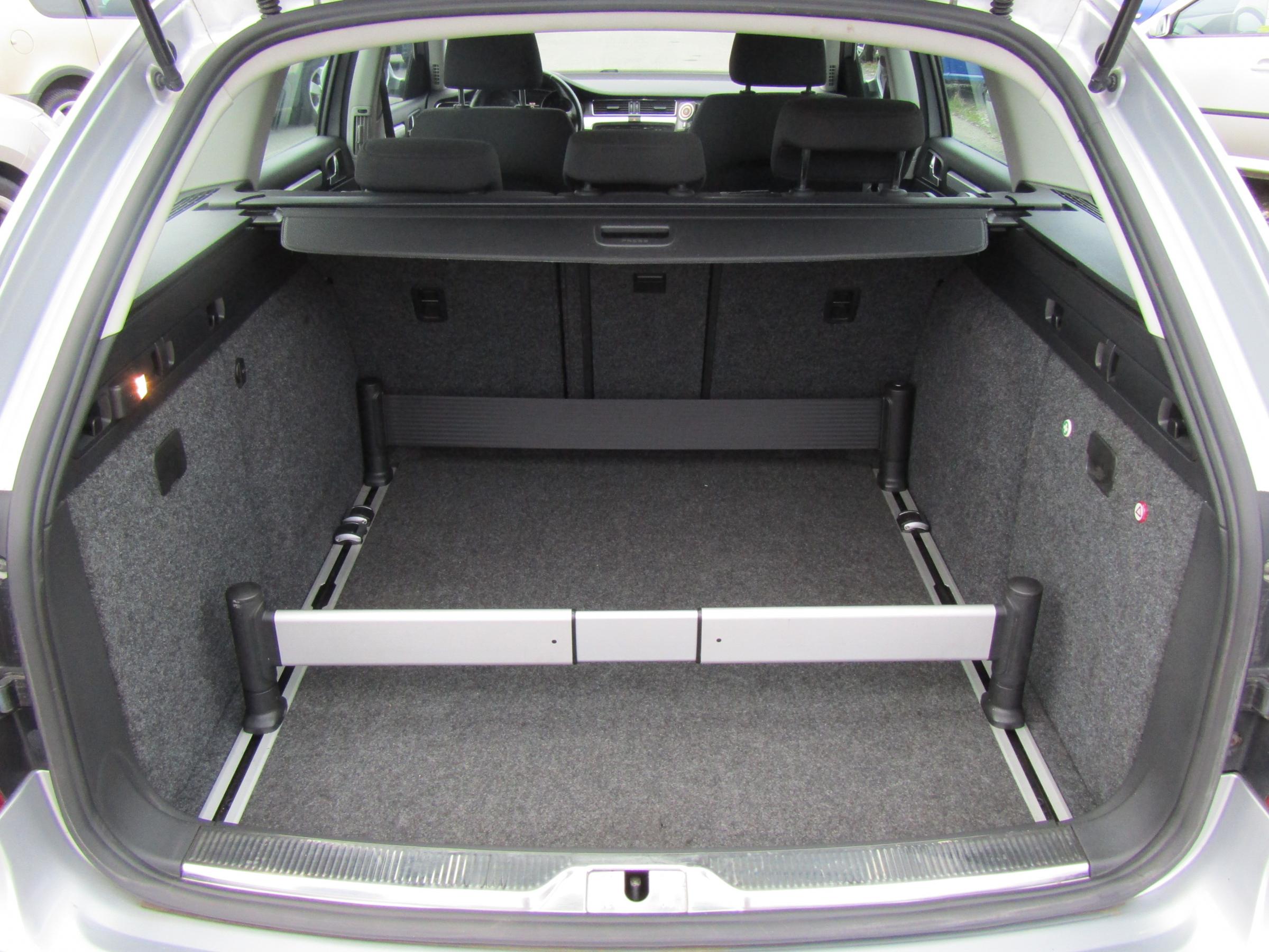 Škoda Superb II, 2010 - pohled č. 7