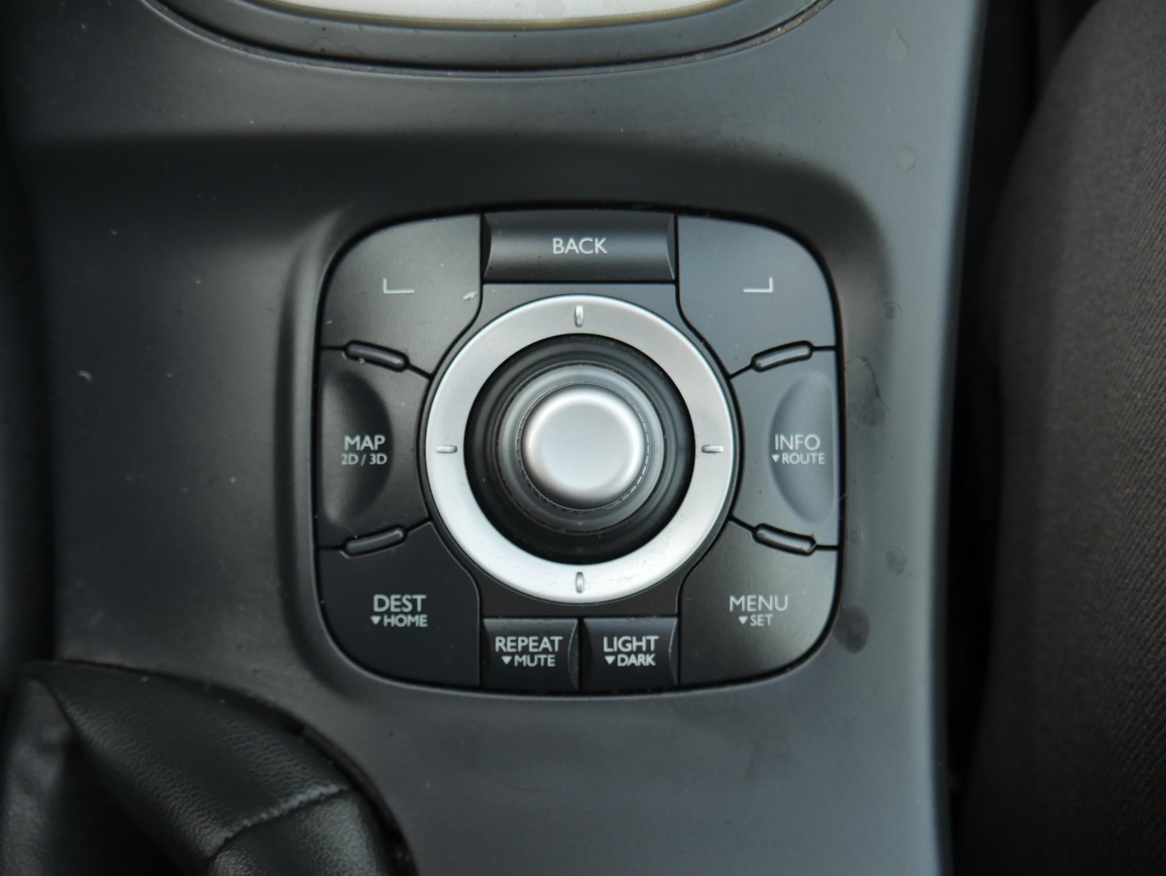 Renault Mégane, 2010 - pohled č. 13