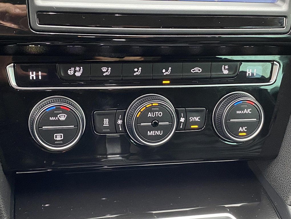 Volkswagen Passat 2.0BiTDi 